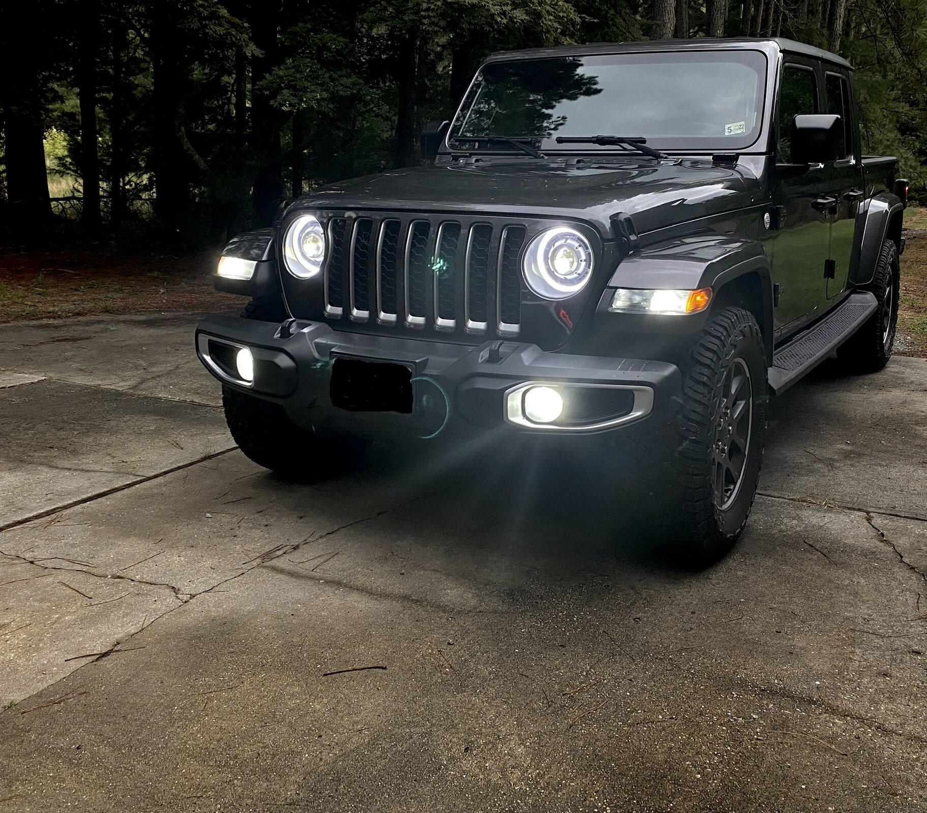 Jeep Gladiator What are the "MUST HAVE" mods after buying your Gladiator? ($5,000 starting budget) LED Front 3 (1)