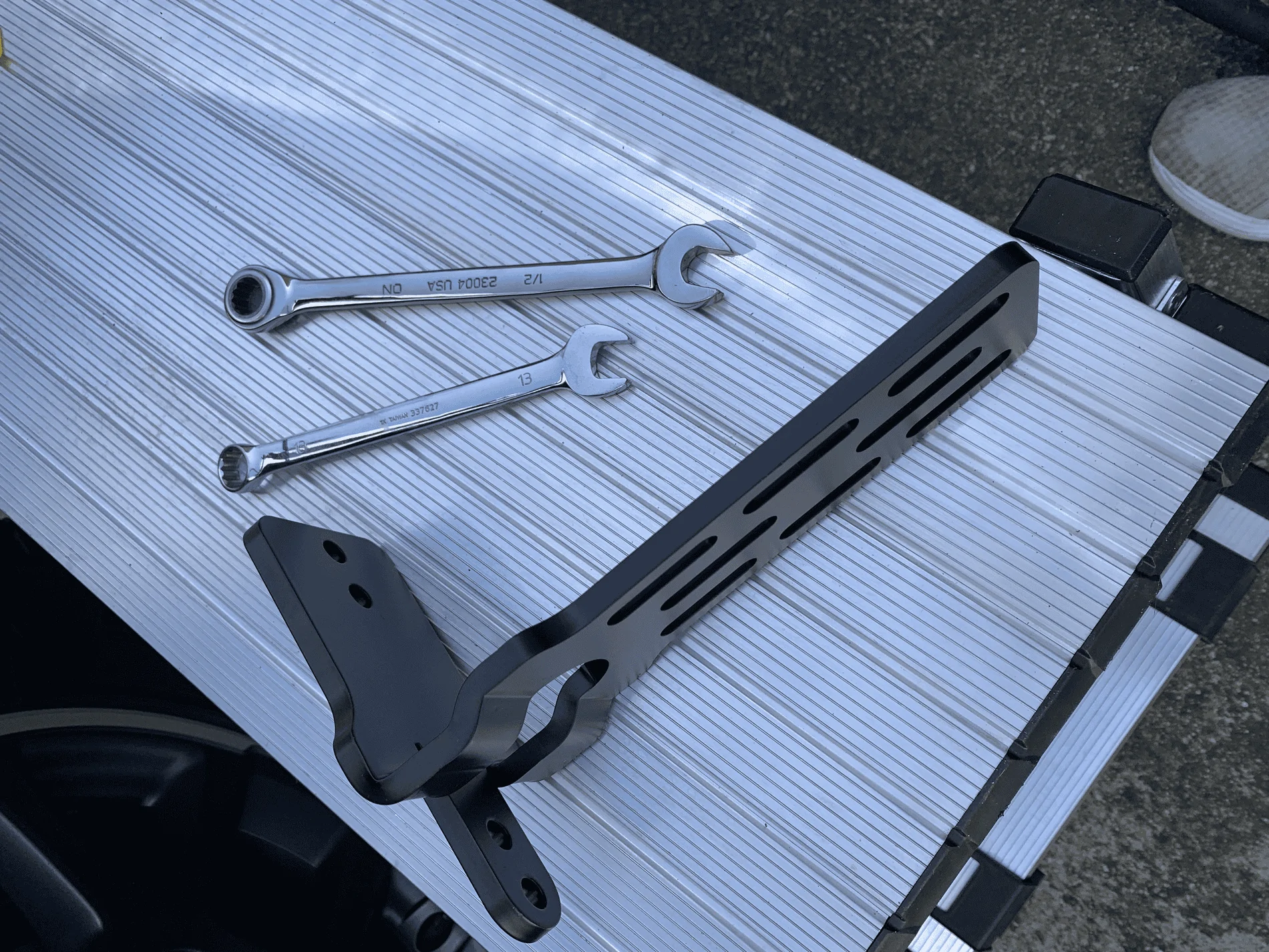 Jeep Gladiator Overland Vehicle Systems 270 Batwing Awning - an initial review tempImageC5avHA