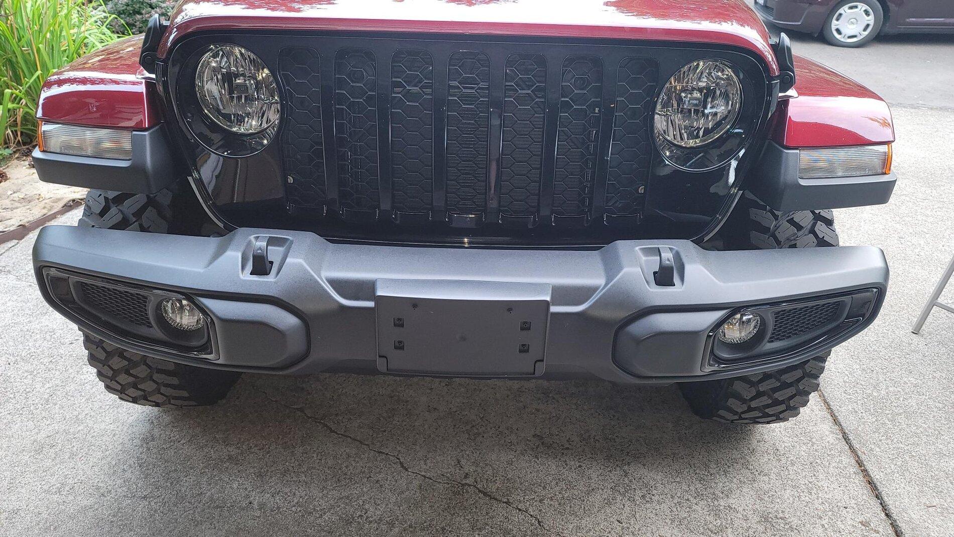 Jeep Gladiator What's under all that plastic ? 20210727_192029