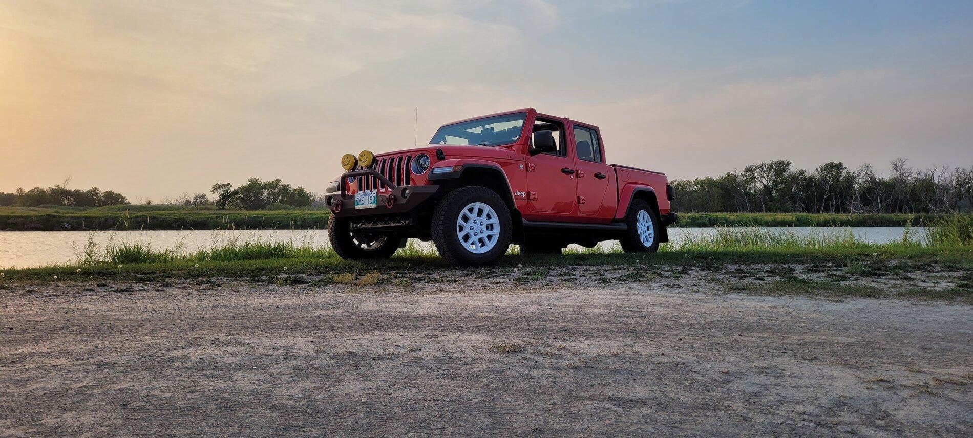 Jeep Gladiator Gladiator Glamour Shots 20210727_201327