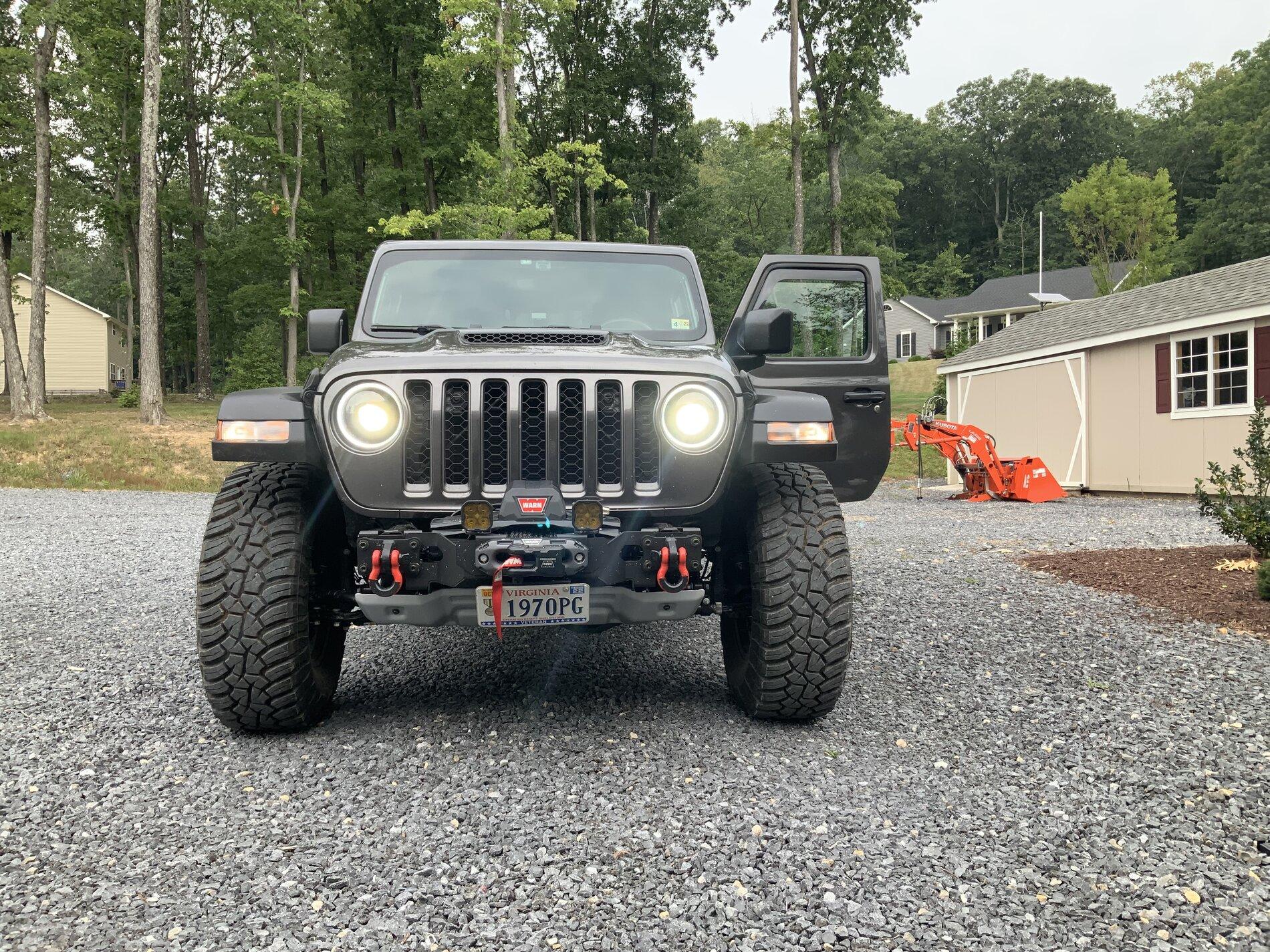 Jeep Gladiator Do you wave at another Jeep? 4663DD1A-E8BA-496C-8DBA-BBB3DC42BB0B