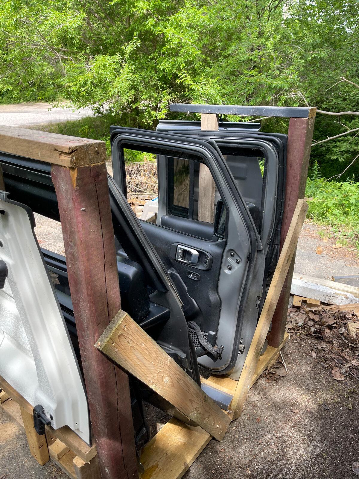 Jeep Gladiator Hardtop and Door Cart IMG_3749.JPG