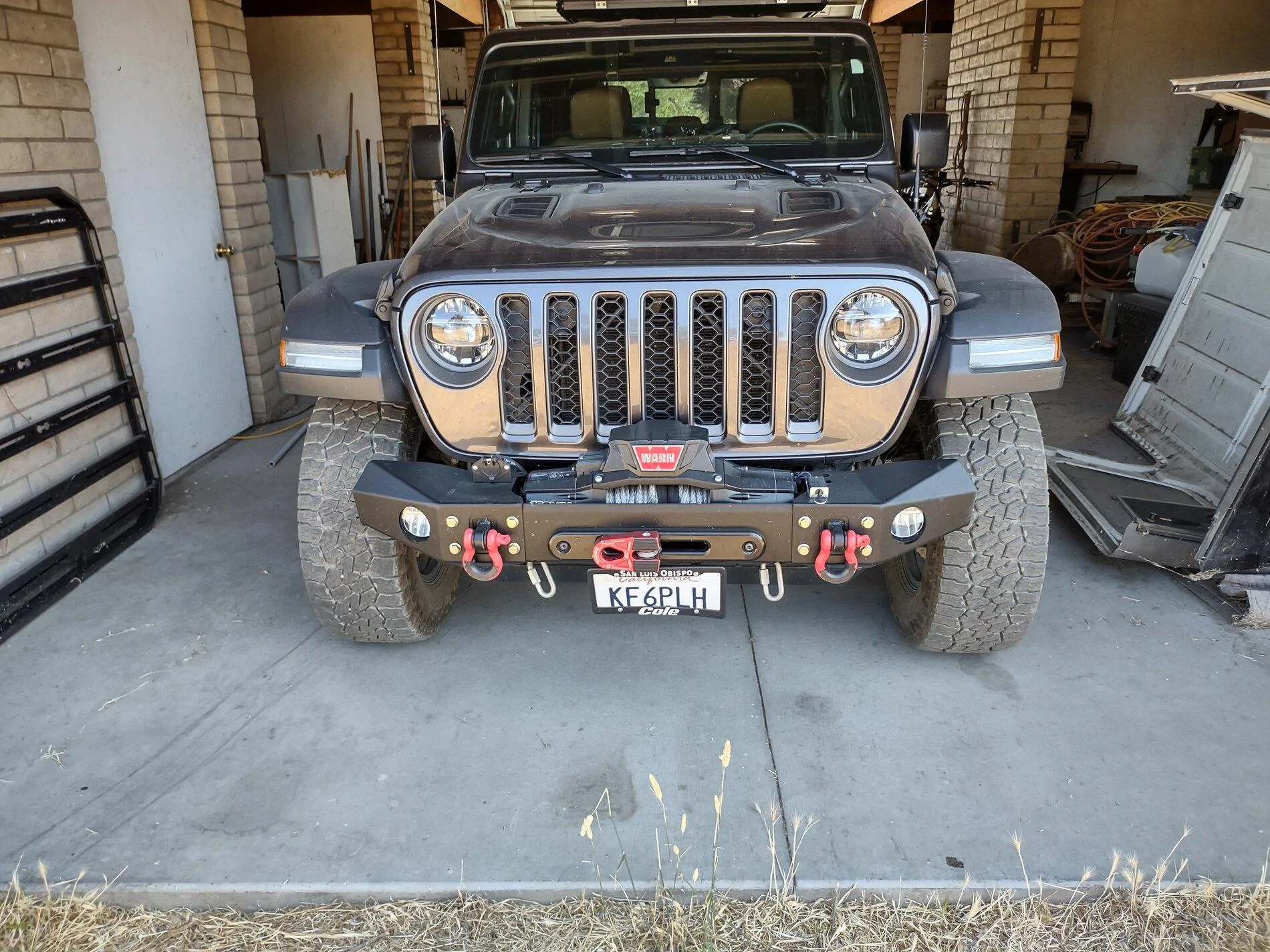 Jeep Gladiator Flat tow baseplate, factory steel bumper and a winch installed. IMG_20210729_161459467_HDR