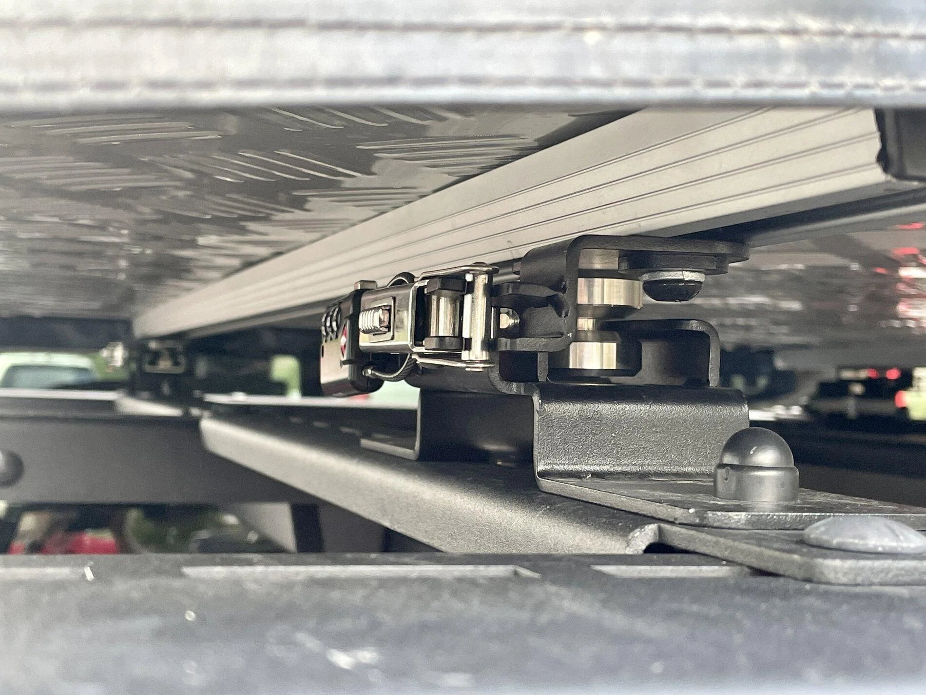 Jeep Gladiator Quick Release Tent Mount Kit By Front Runner 5184BF4E-366B-4B6B-B971-3FA7F35CCD63