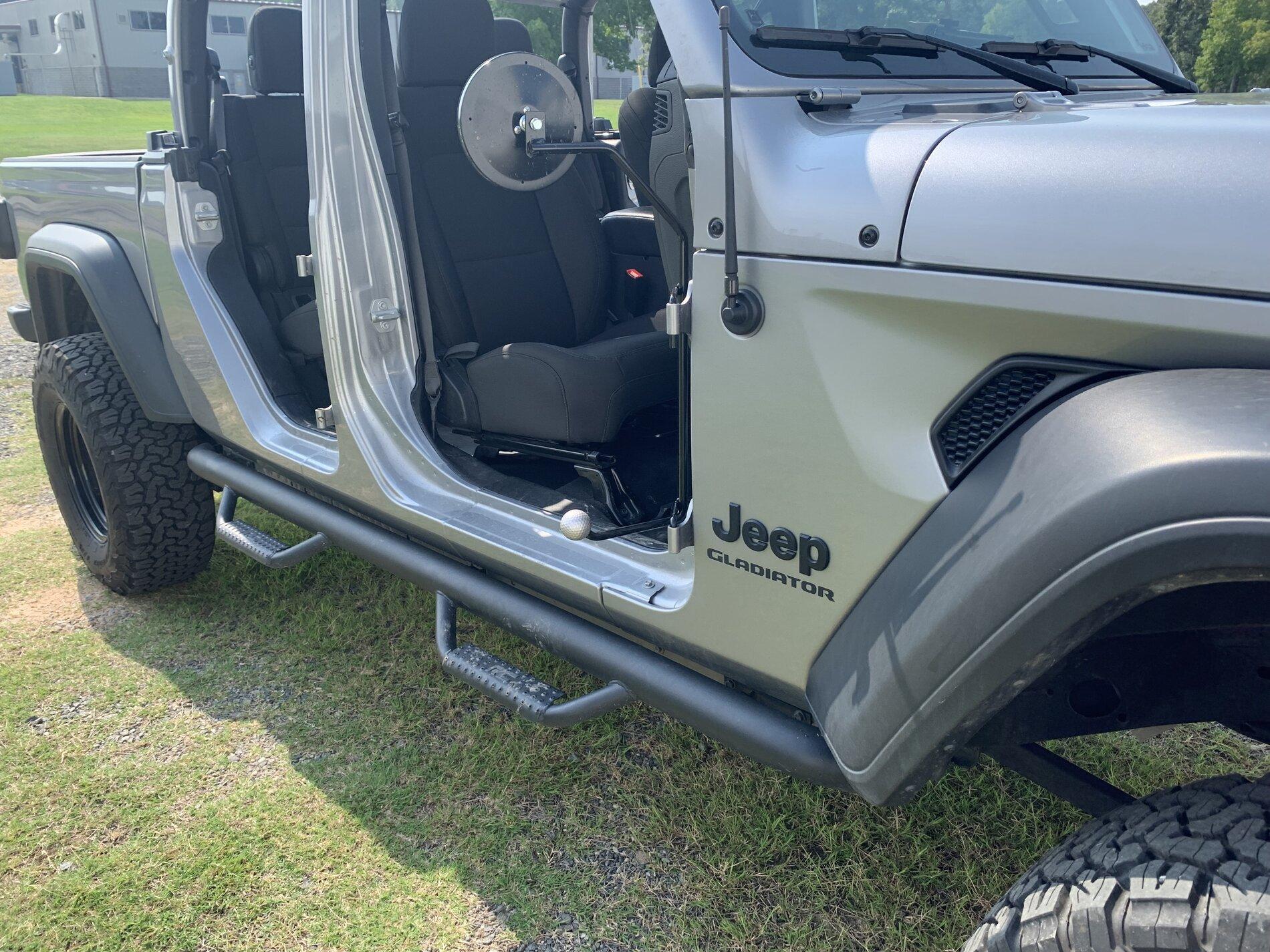 Jeep Gladiator What doors-off mirrors are you running? IMG_9950.JPG