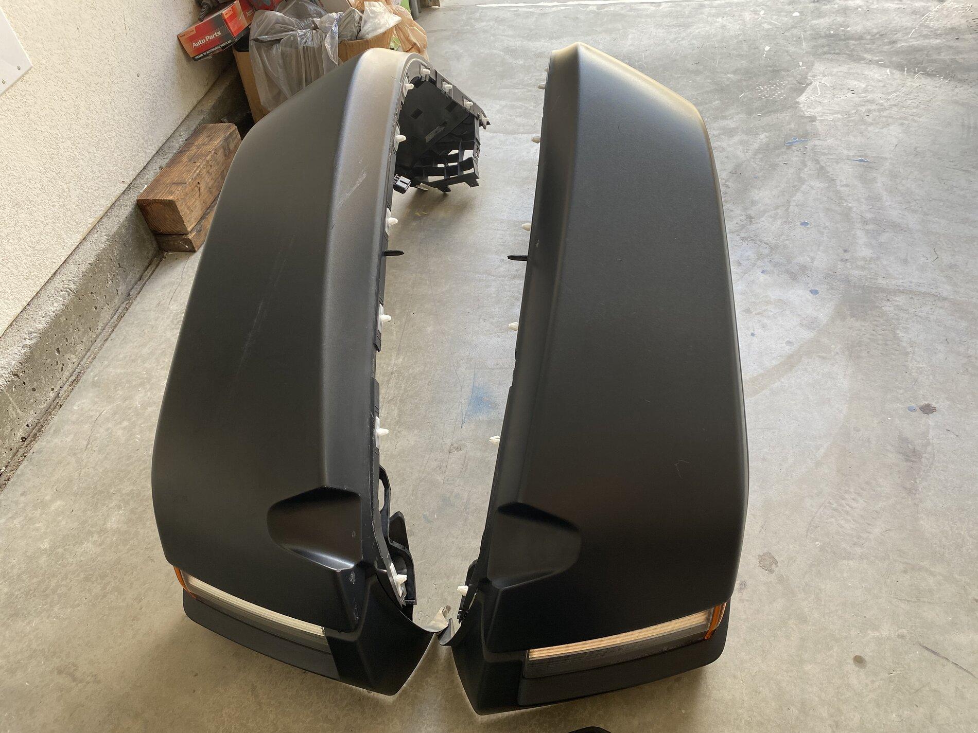 Jeep Gladiator Rubicon Fender LED Turn Signal EAD81EB4-7F3A-4CE8-BB1F-A5BB15BDB40E