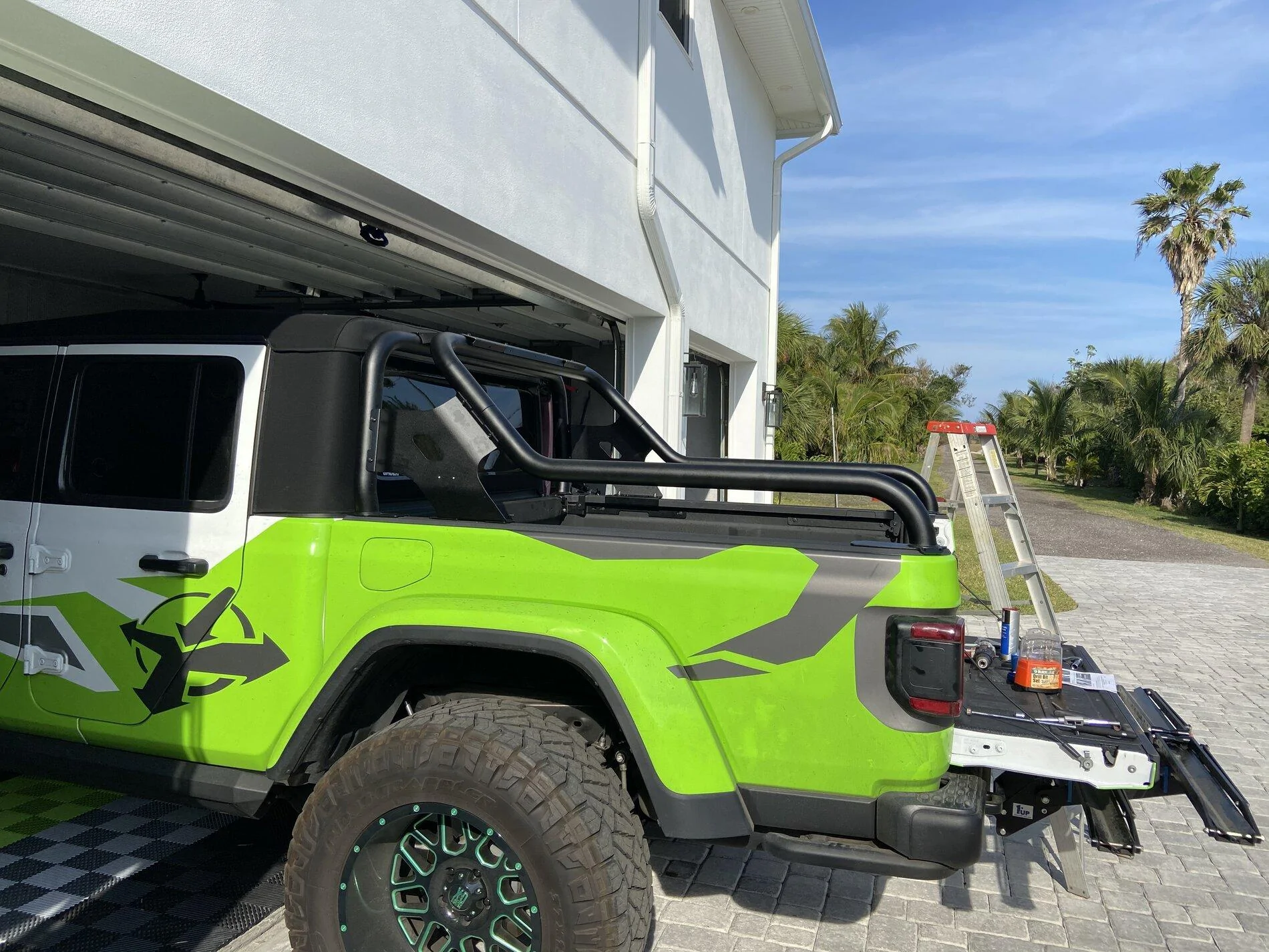 Jeep Gladiator Maximus-3 JT roll bar for sale light bar 9F388D0D-3F0D-4A6A-9636-476D08857EB9