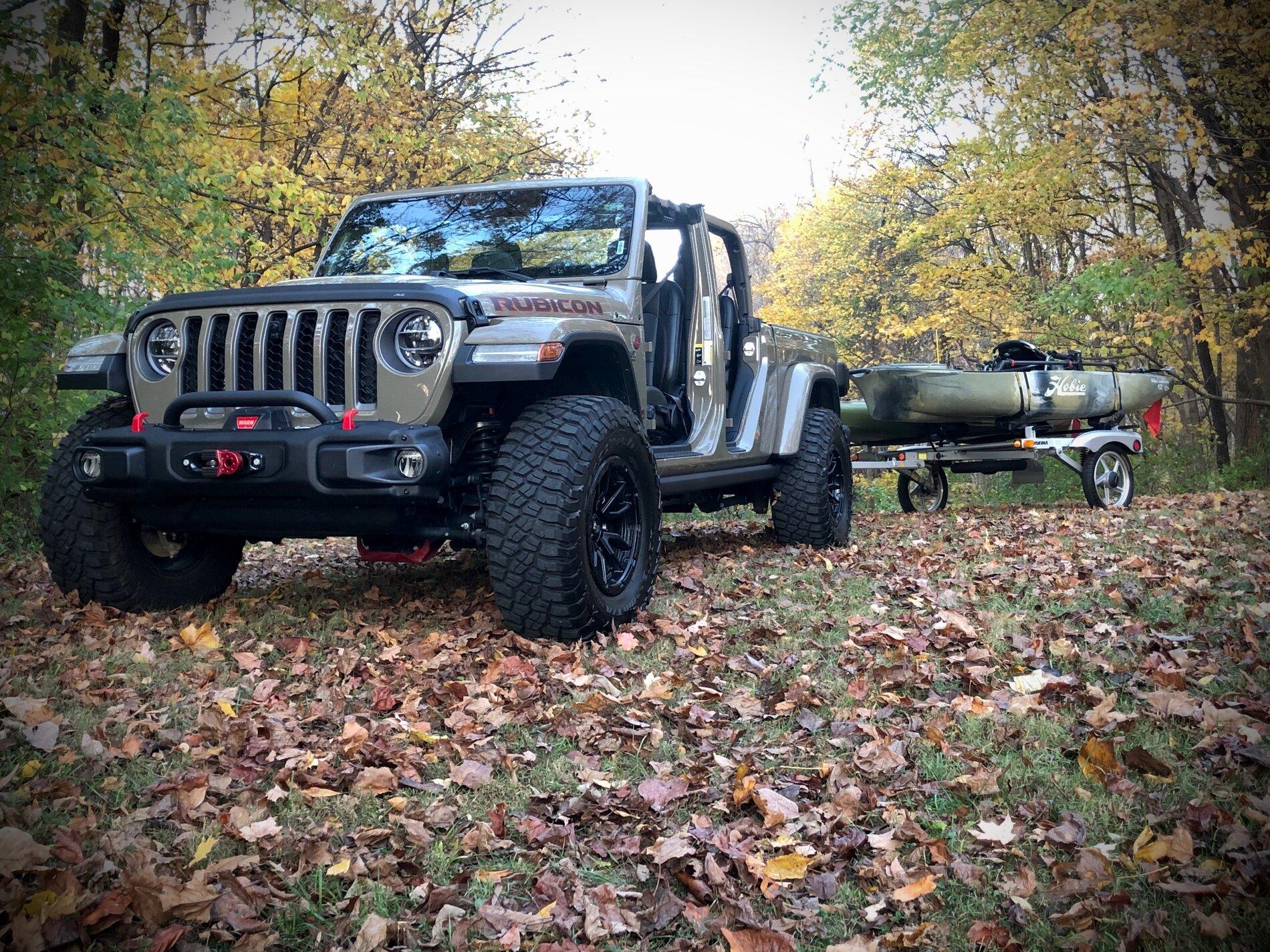 Jeep Gladiator How do you guys carry your kayaks? Gator Rubi Hobi