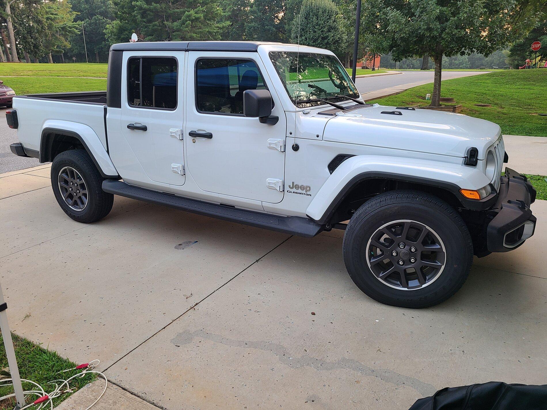 Jeep Gladiator Mojave springs on overland gained 2" 20210731_192548