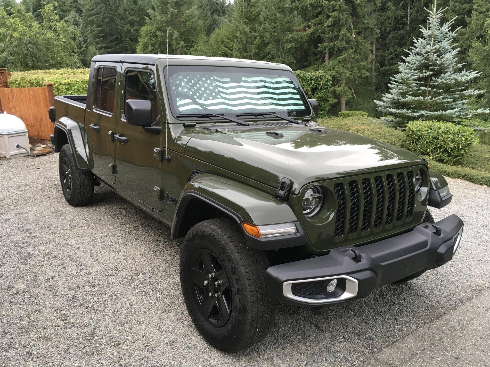 Jeep Gladiator SARGE GREEN Gladiator club 3EF90007-B82D-439D-9FE3-304F5441AF14