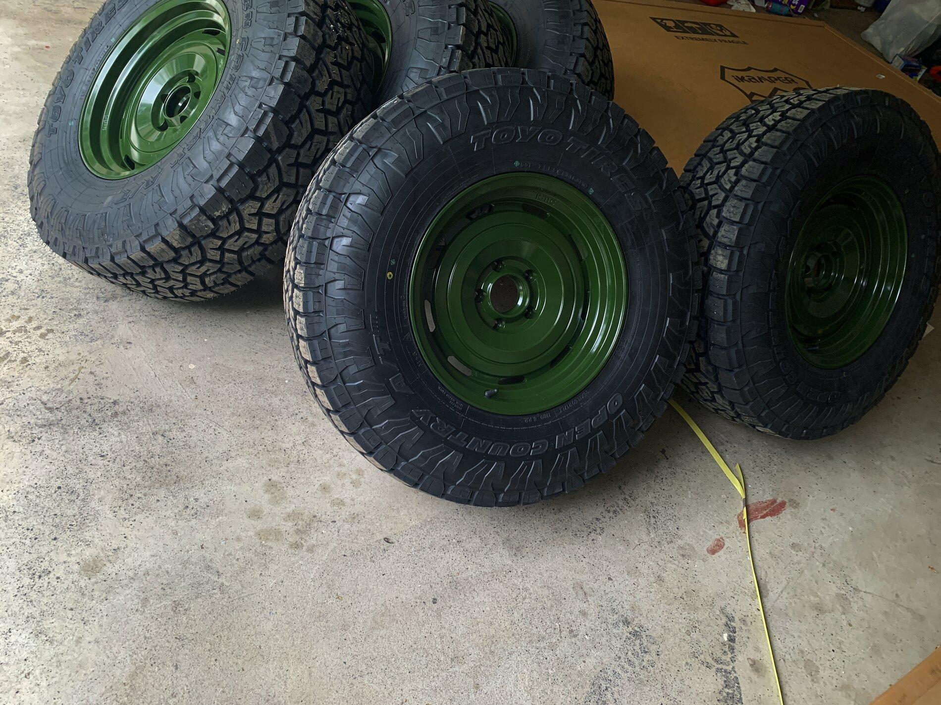 Jeep Gladiator A lightweight 35" tire option DC22D793-BE2B-43A9-94A3-B920215921E4