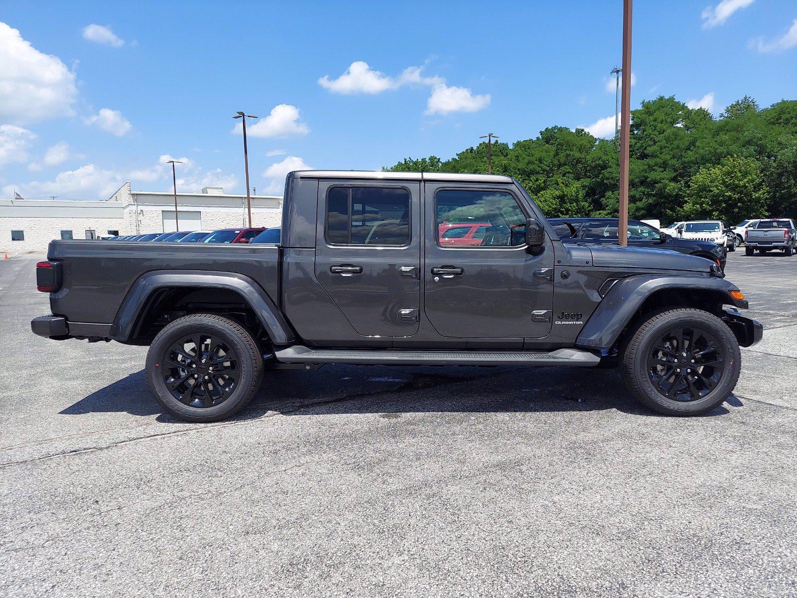 Jeep Gladiator Not seeing any overland pictures 3cfb02238ded45e40dd256cf02e67dd9x