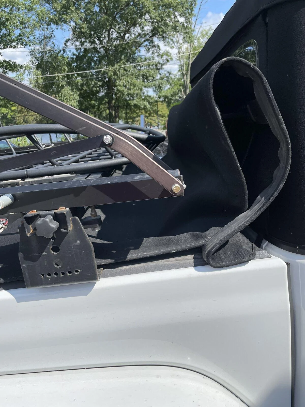 Jeep Gladiator Voodoo rack with cargo basket/ bike racks and FOLDABLE tonneau 471E09BD-DB58-43FF-8721-1B21C2D46F8E