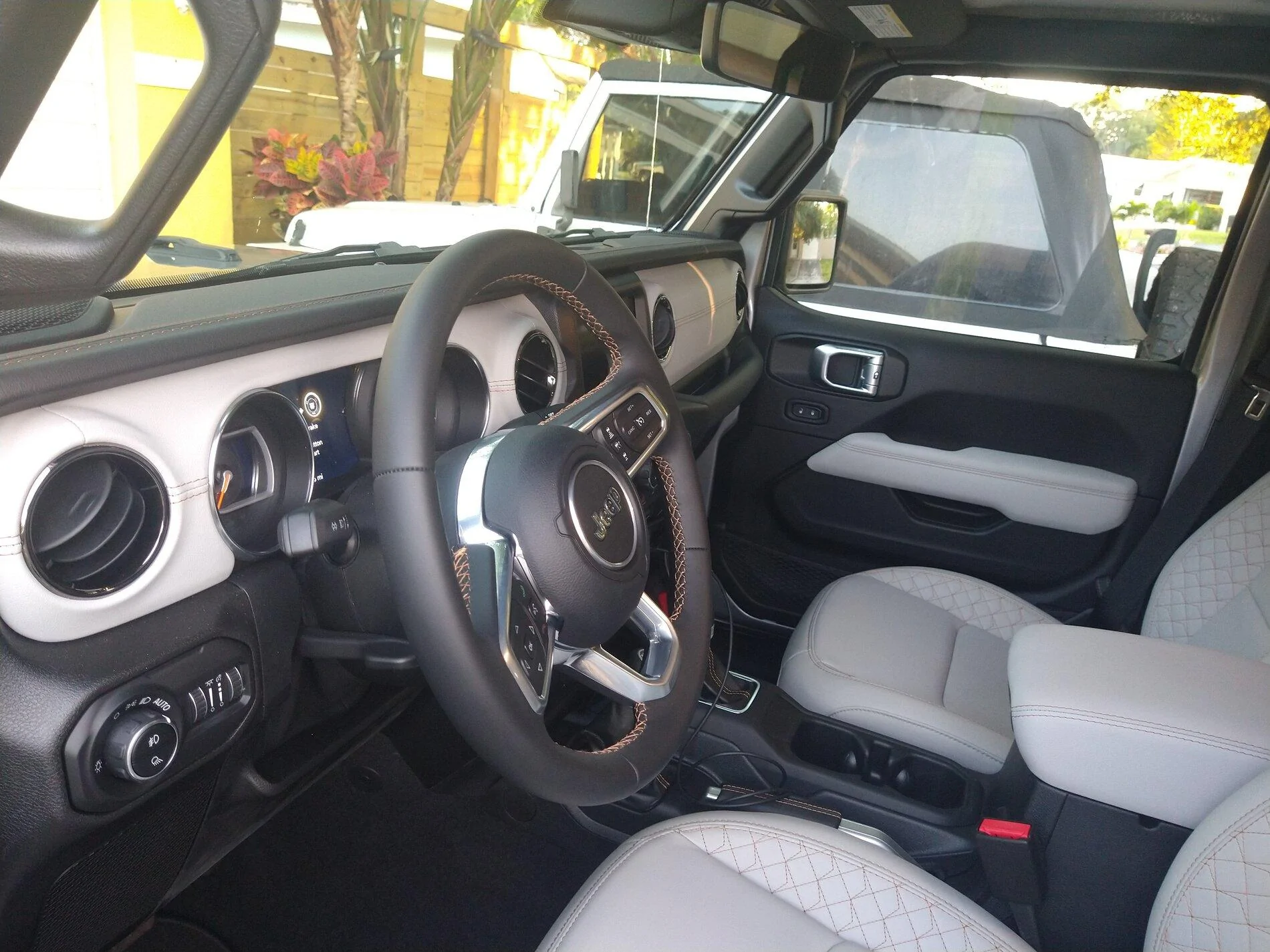 Jeep Gladiator High Altitude Gladiator for highway use? 2021JTHAInterior
