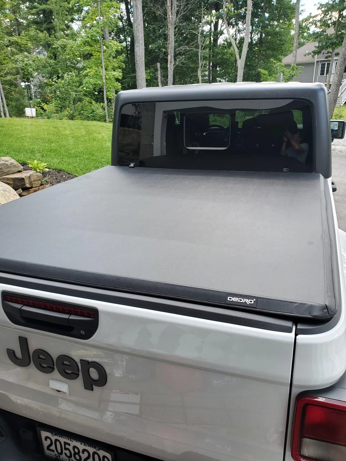 Jeep Gladiator Bright White 80th Anniversary build 20210802_110614