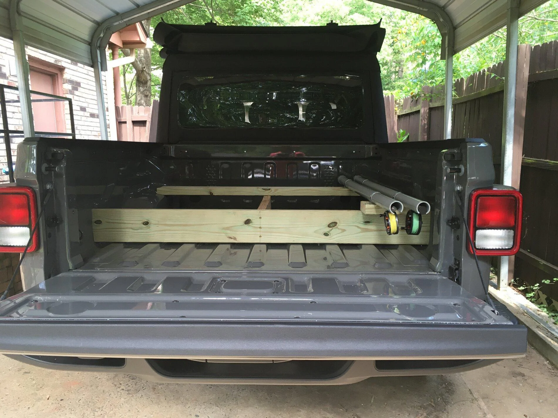 Jeep Gladiator Fly Fishing Rod Vault: anyone installed ? 7ACA52A8-02FB-4C9A-81F8-C912D8CD77E2