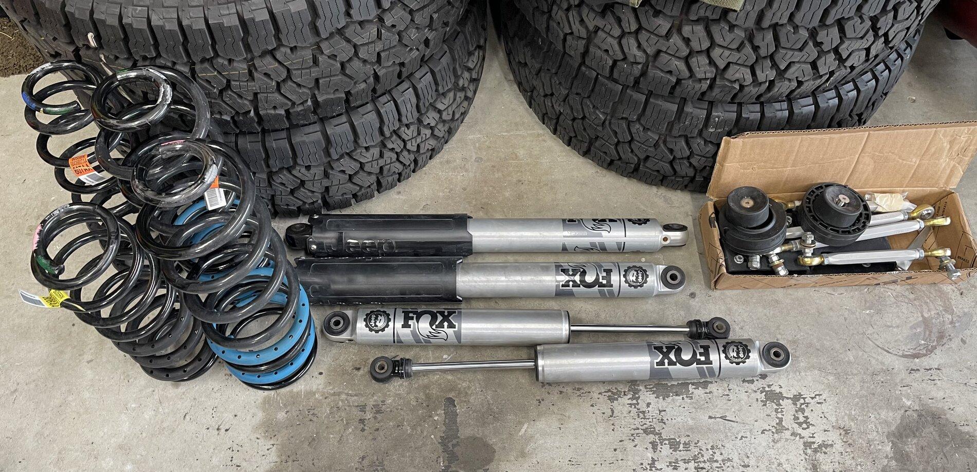 Jeep Gladiator Mopar Lift, icon swaybar links , Teraflex 1.5” spacer $1400obo D6749565-521A-4303-9319-5534131E699E
