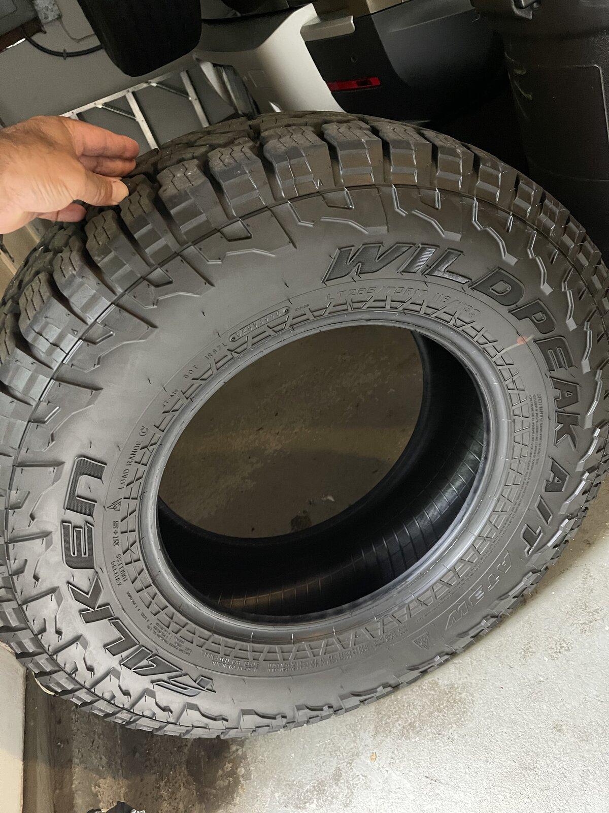 Jeep Gladiator Four Falken WILDPEAK Tires, sized LT285/70R17 - $400 647F02B9-51B1-4BDC-896B-043C61B82159