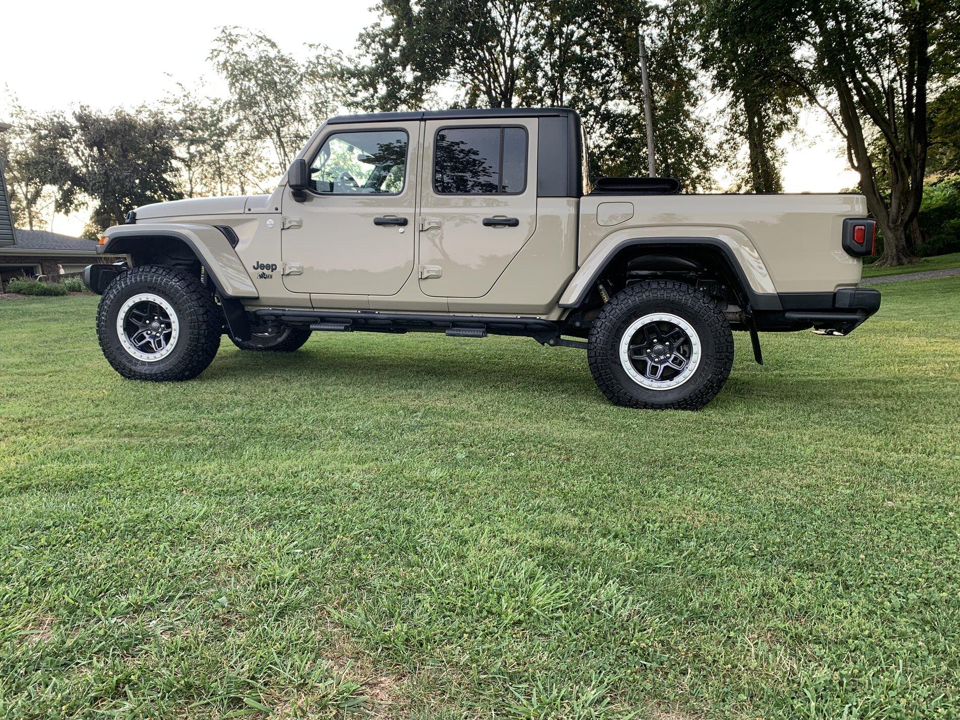 Jeep Gladiator Mild Sport S Build (AEV parts) 4A9816BC-90FF-4263-8B09-7AB891F74D29