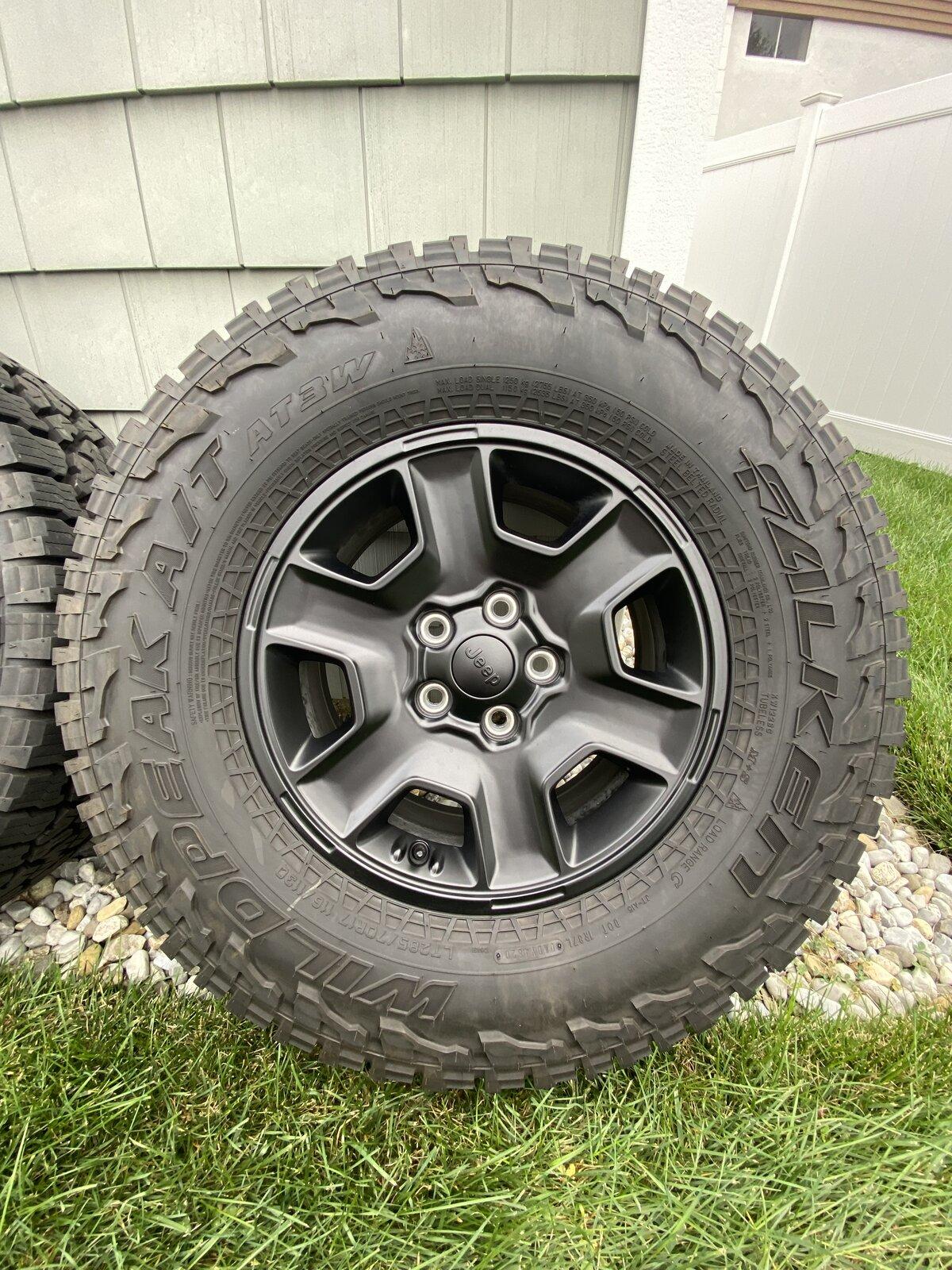 Jeep Gladiator FS: Mojave Take Off Wheels-Falken WildPeak A/T3W-TPMS Sensors IMG_3256.JPG