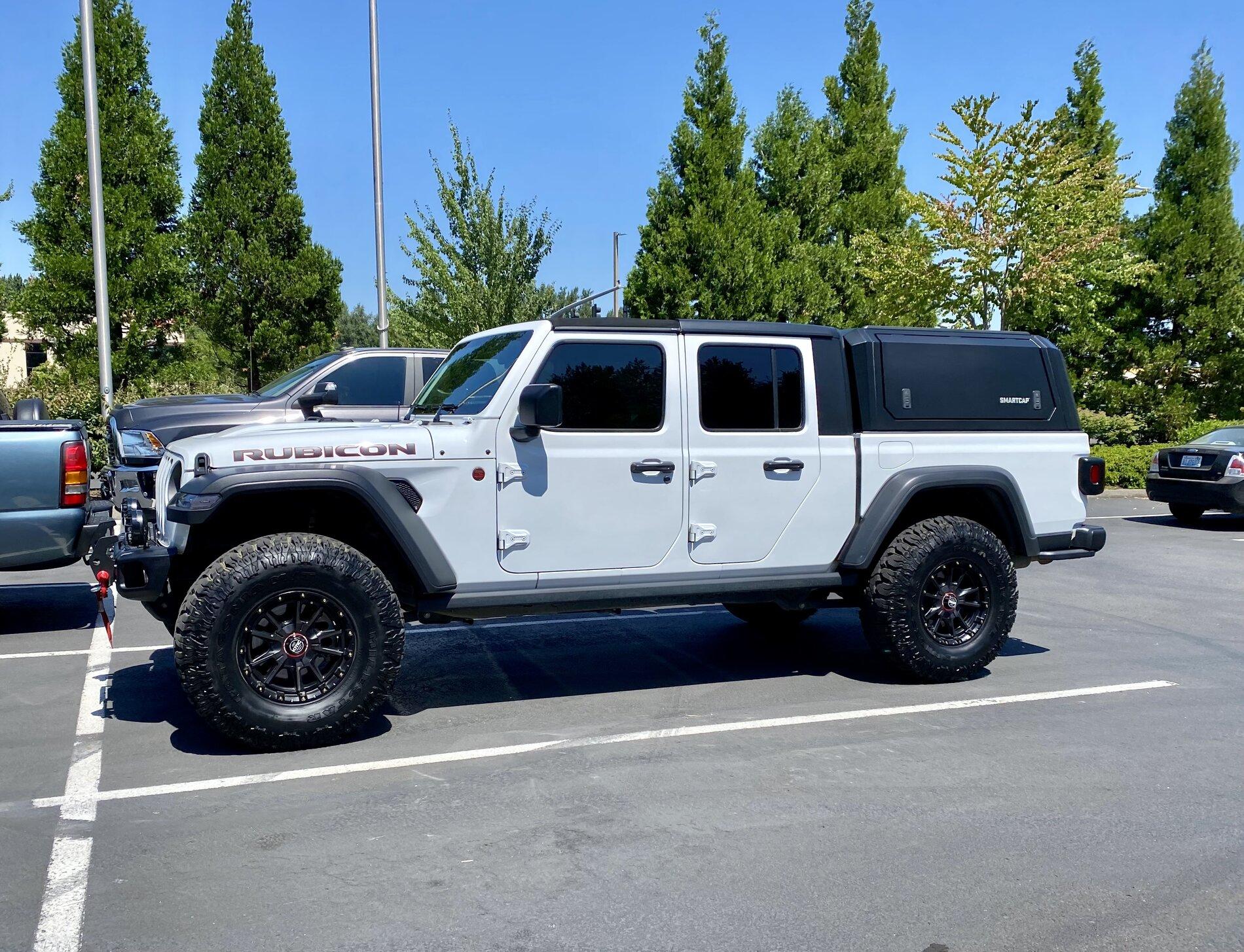 Jeep Gladiator Alu Cab Canopy or RSI Smartcap Adventure 1462A4A5-F265-4AB1-A992-50BEF86CDD9C