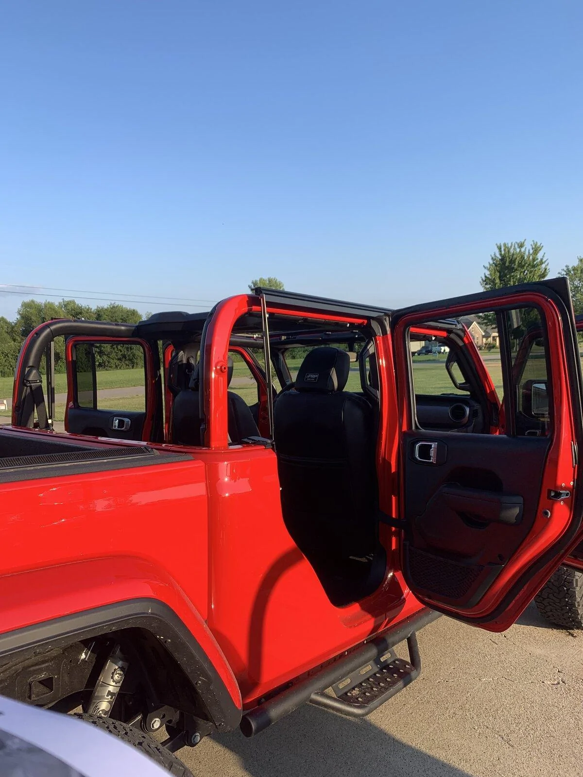 Jeep Gladiator Suntop Soft Top B40B892A-B7C1-4B08-9B84-6B6EF4C3ECEC