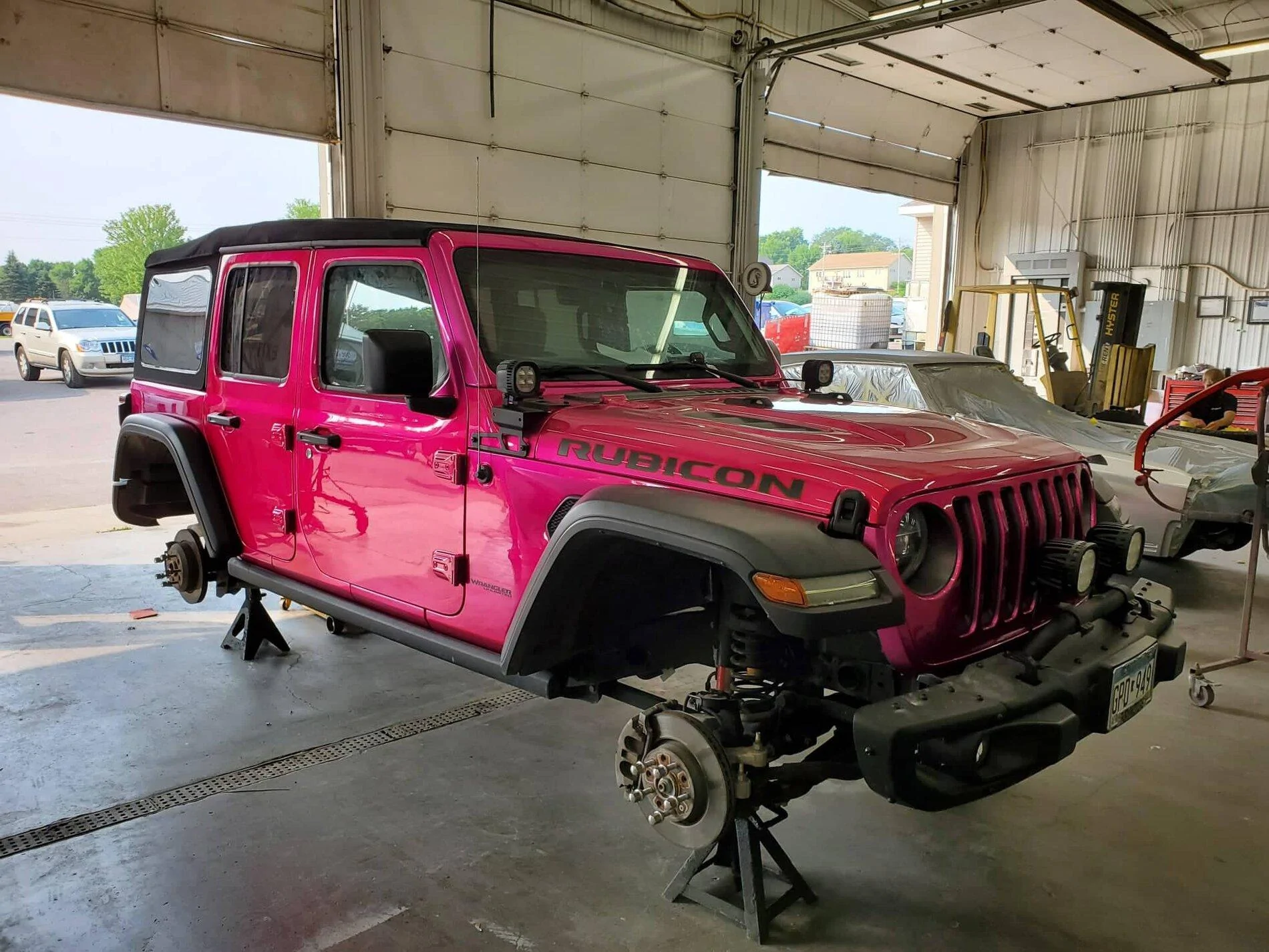 Jeep Gladiator Tuscadero Jeep Wrangler announced pinkrubi