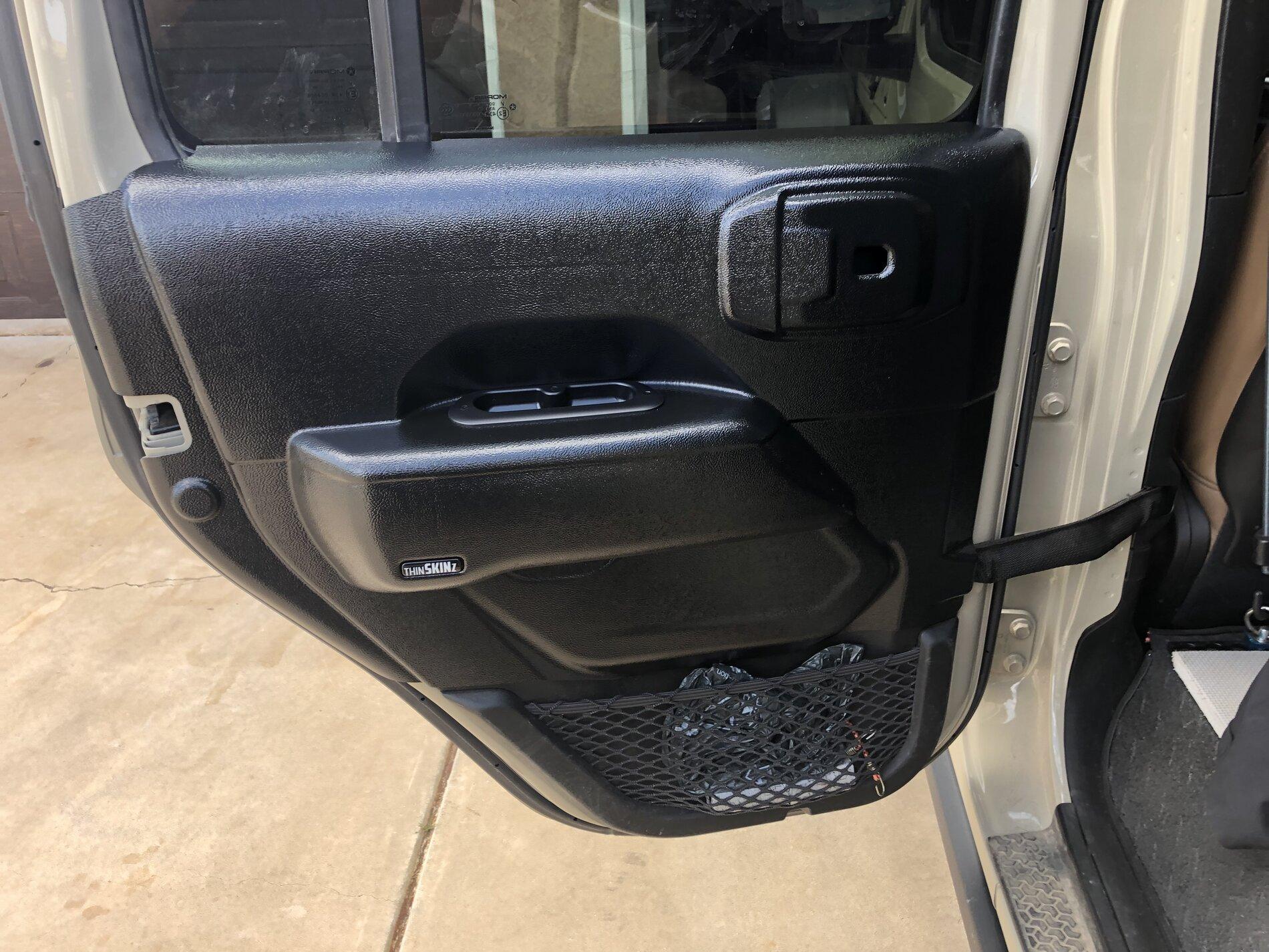 Jeep Gladiator Has anyone "doggified" their entire rear section? C851BB7D-BFF0-4F41-A41D-DAD94BE440DF