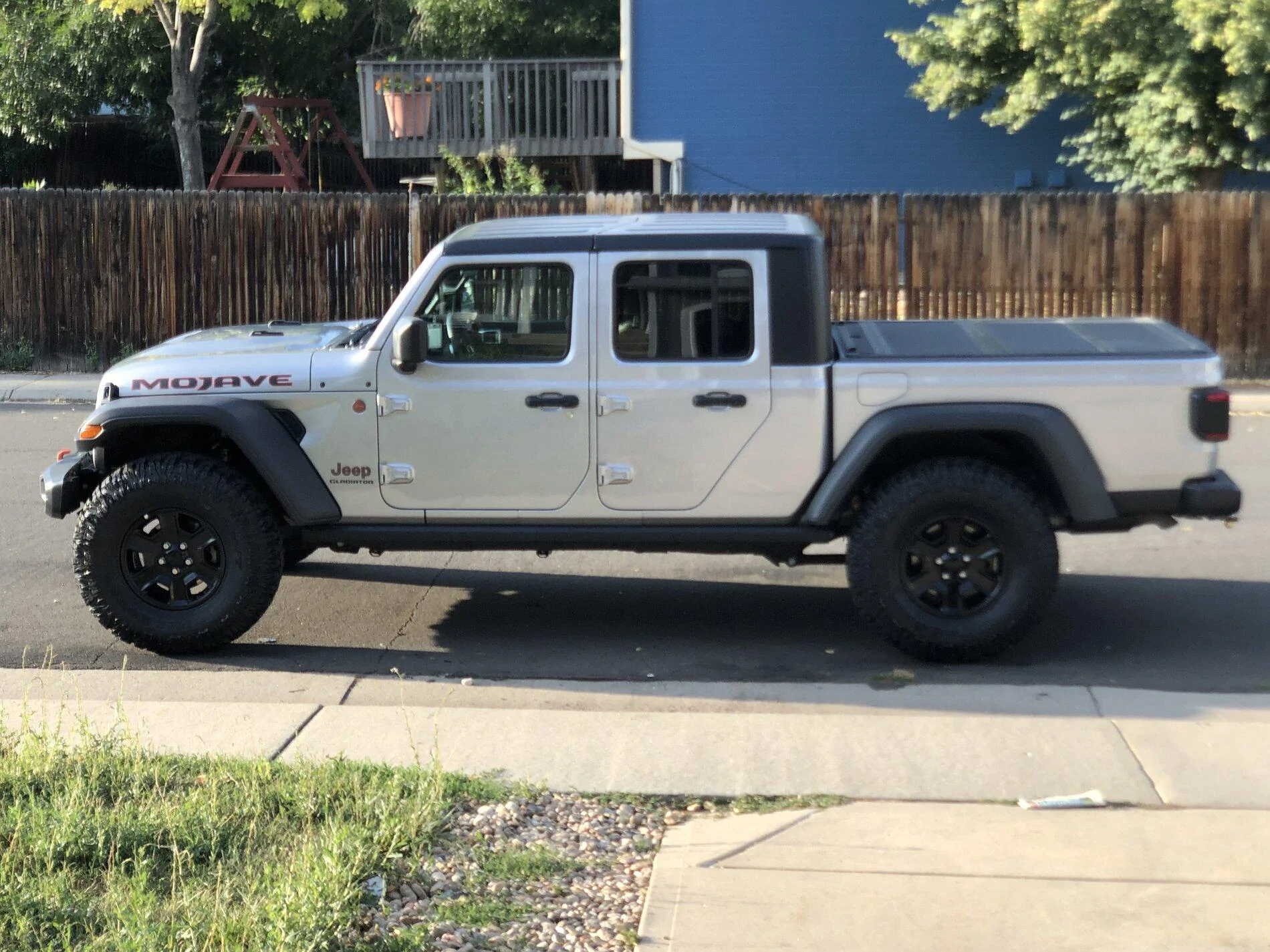 Jeep Gladiator Stock Mojave w/ 37s Thread EE539E87-6E00-42E9-9550-12EB25598BFB