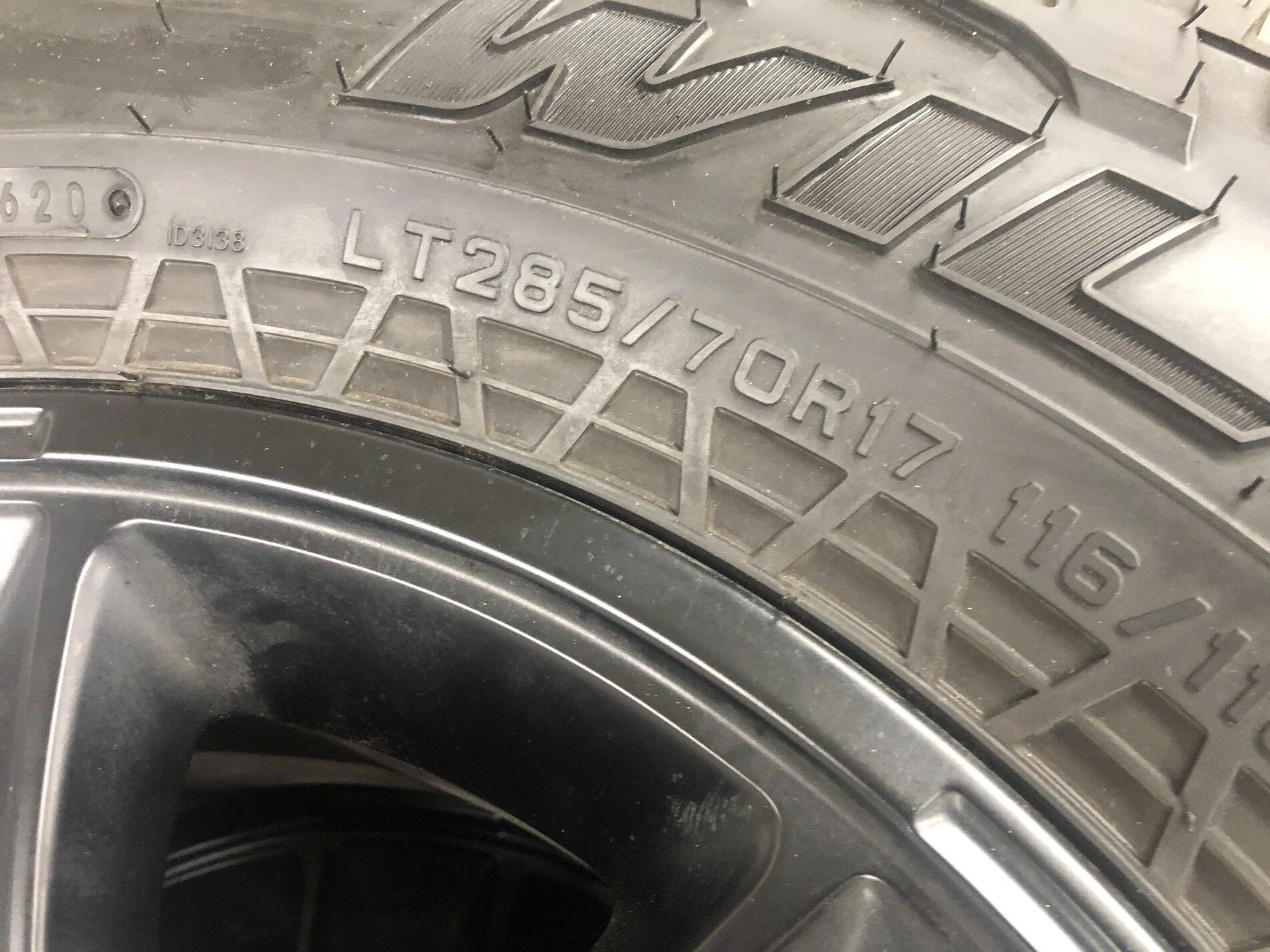 Jeep Gladiator Mojave wheels and tires 6EA03F73-2411-4148-8F1B-AC50514159F6