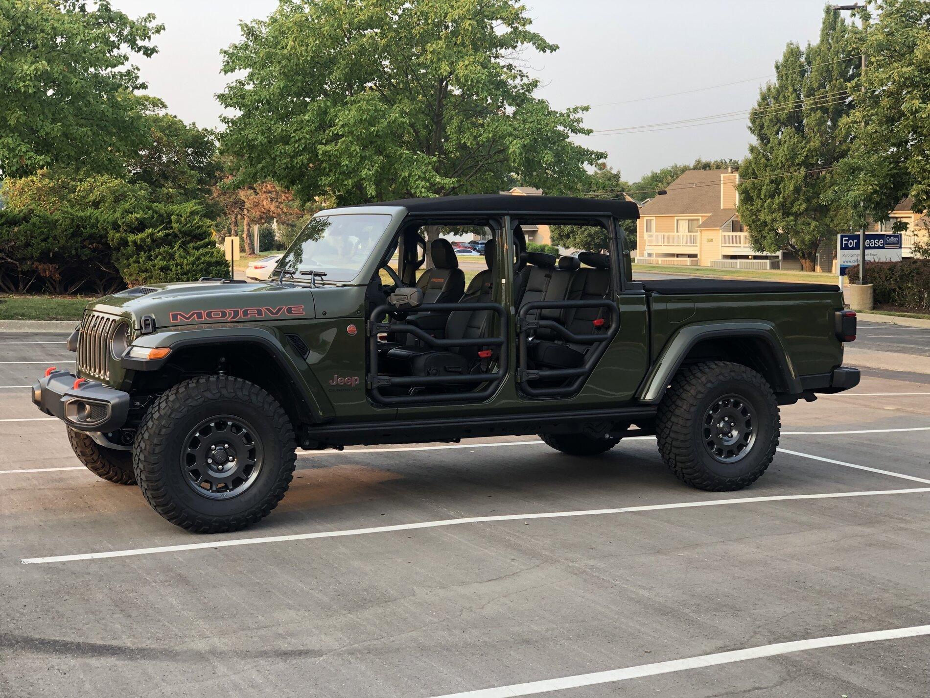 Jeep Gladiator AEV Salta Xr Pic Request DC91EC10-84C8-4171-82F6-F91210FD079E