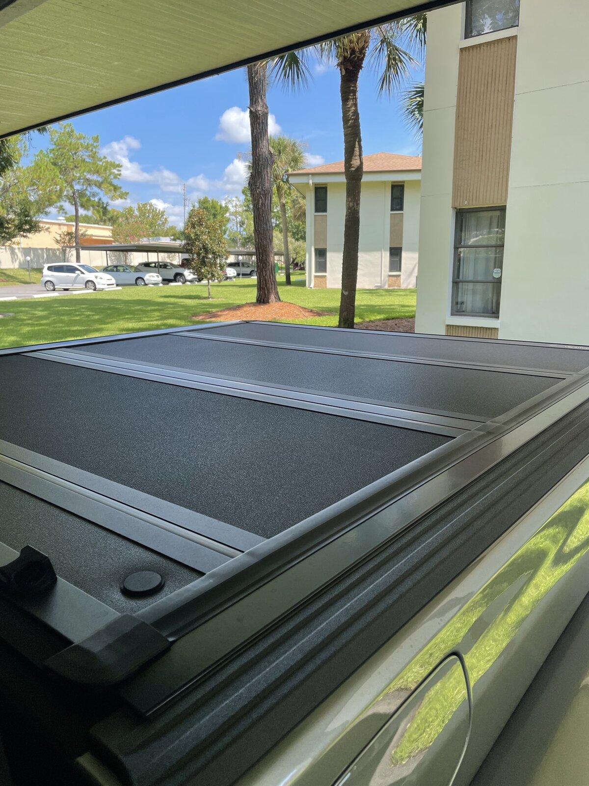 Jeep Gladiator Bakflip MX4 Bed Cover - Mint CED40C08-7D29-46AA-A4CE-0A70BA36C3BD
