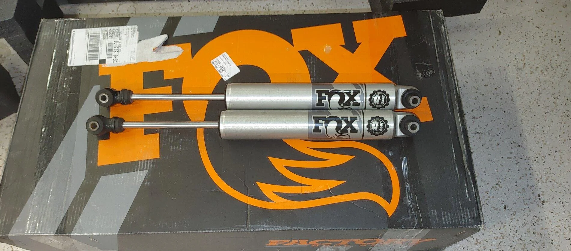 Jeep Gladiator Mopar Lift 2.0 Shocks 0809212143
