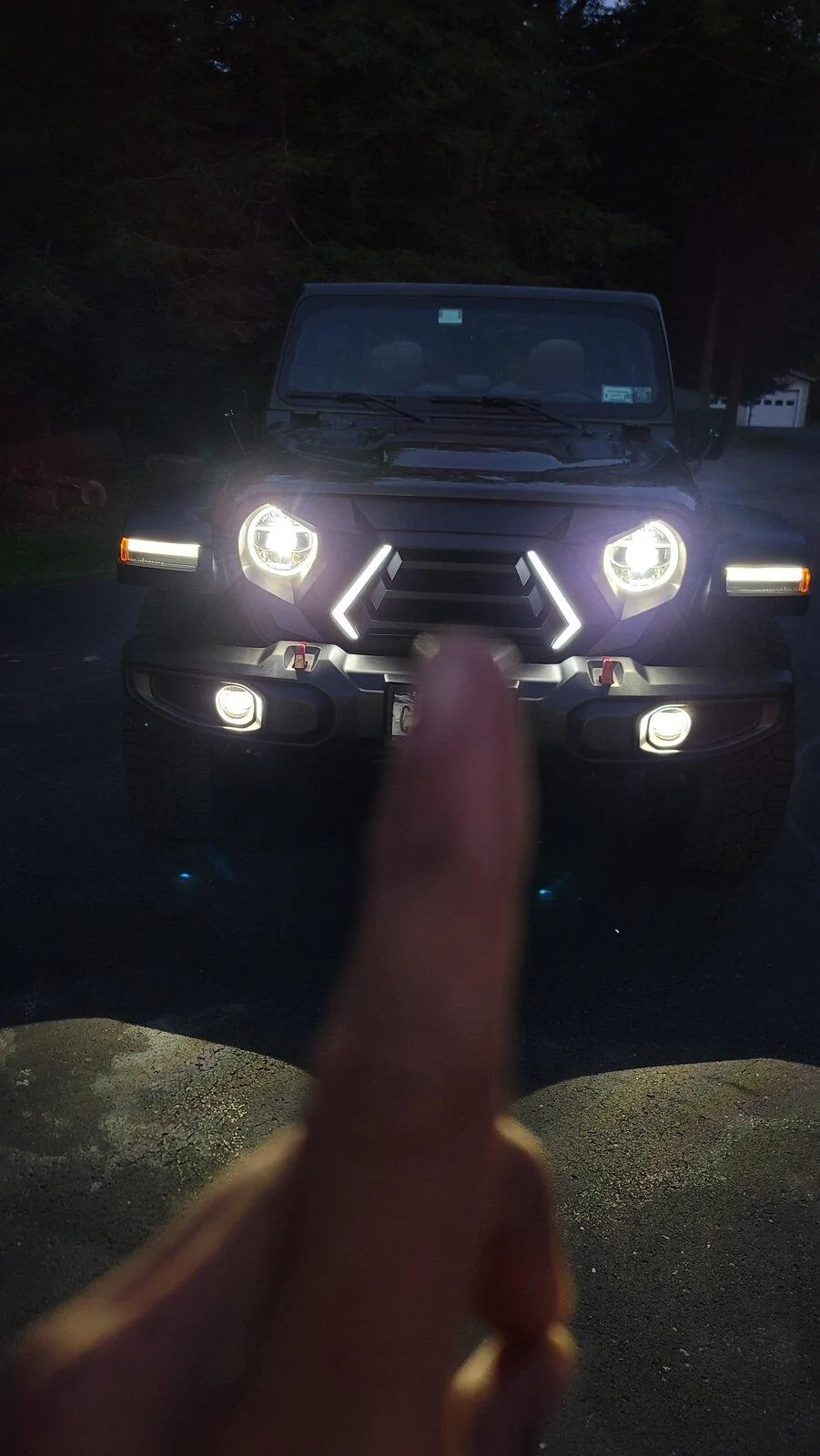 Jeep Gladiator Xprite Vader grille with built in lights 20210809_202713
