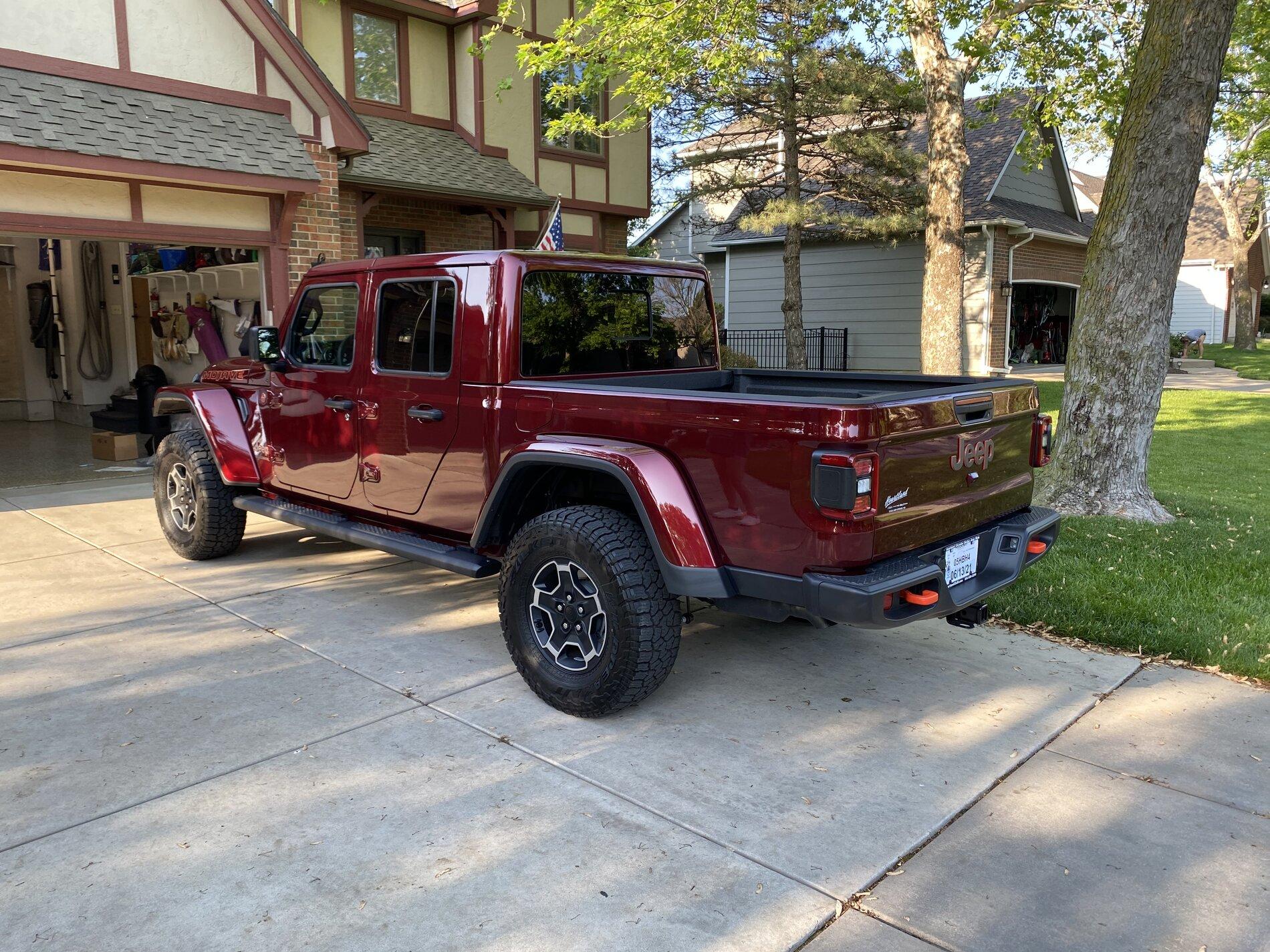 Jeep Gladiator Took Delivery of Your JT? Sign in Here! 457EFE4C-C9BD-47F5-8E3D-26CC7439AEE2