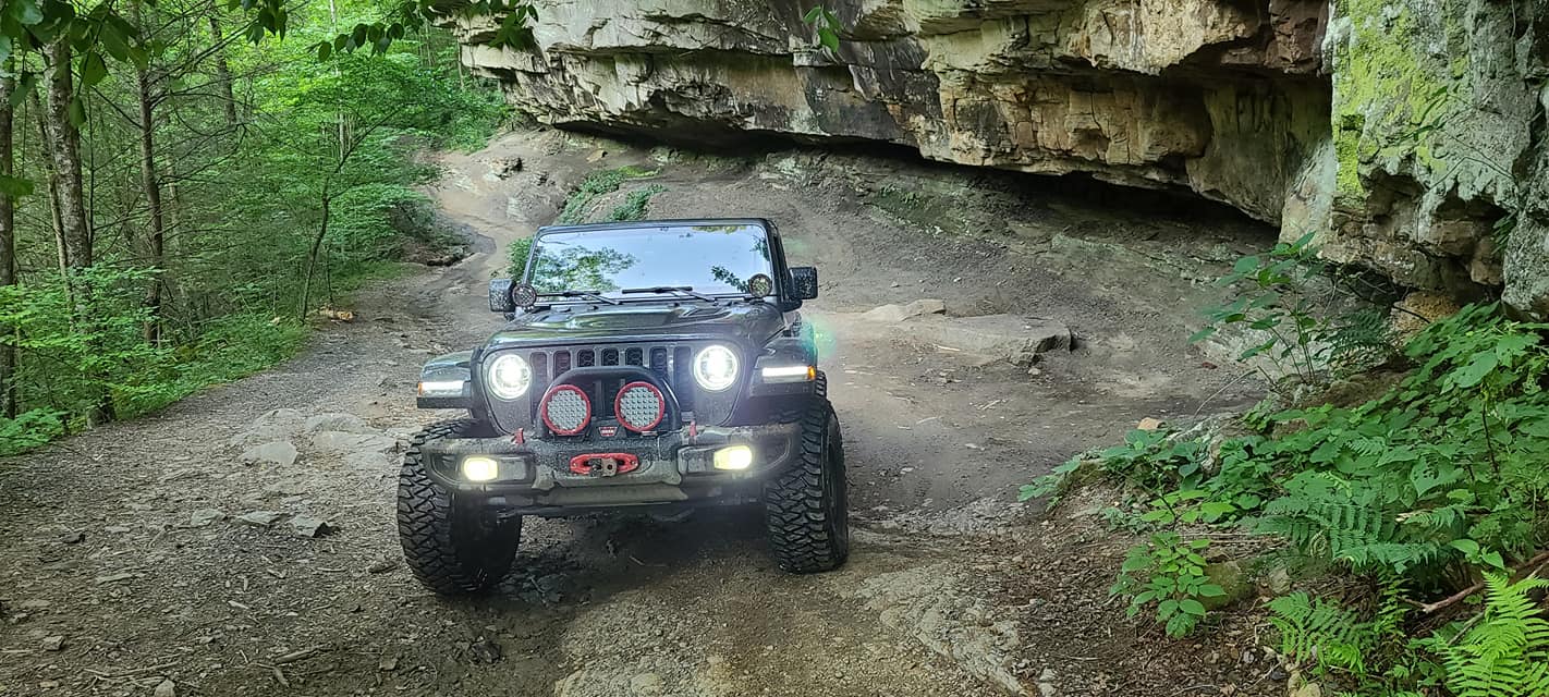Jeep Gladiator GRANITE CRYSTAL JT Gladiator Club 212115301_4773292799351708_5275033244239055422_n
