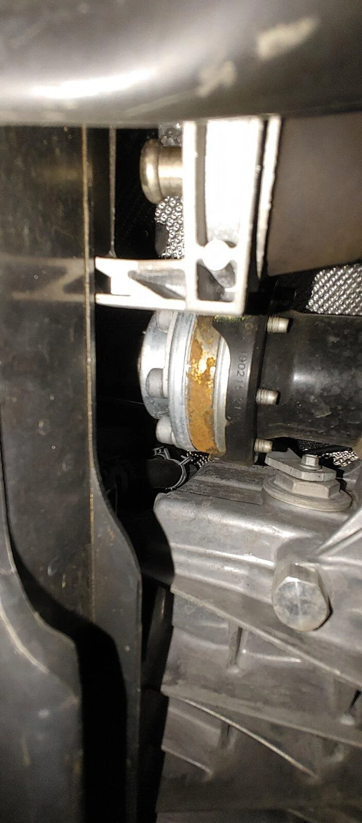 Jeep Gladiator Is it possible to swap out a regular 4 wheel drive transition case to a Selec-Trac 4X4? 0811210656a
