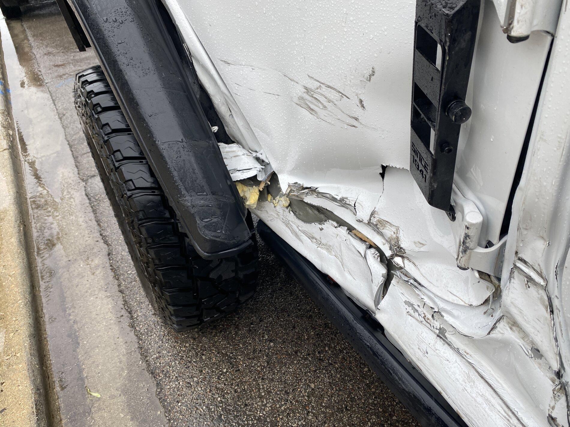 Jeep Gladiator Just Ordered? Check in HERE! IMG_4350.JPG