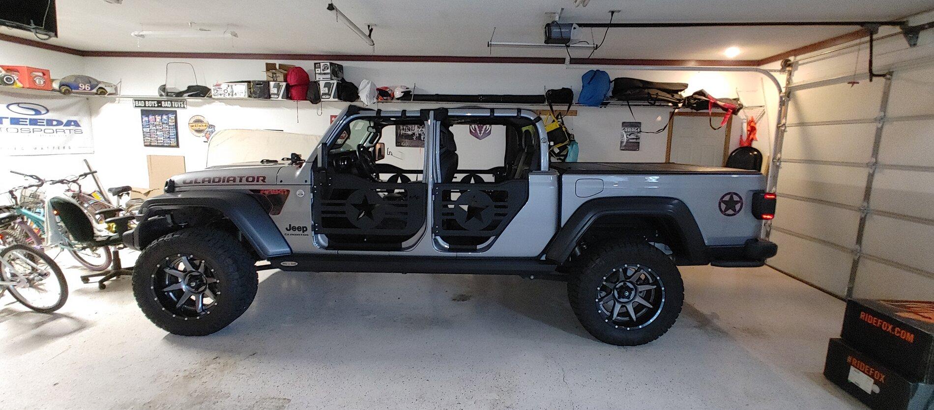 Jeep Gladiator Fox DSC 2.5's Awesome Upgrade! 0810210845b