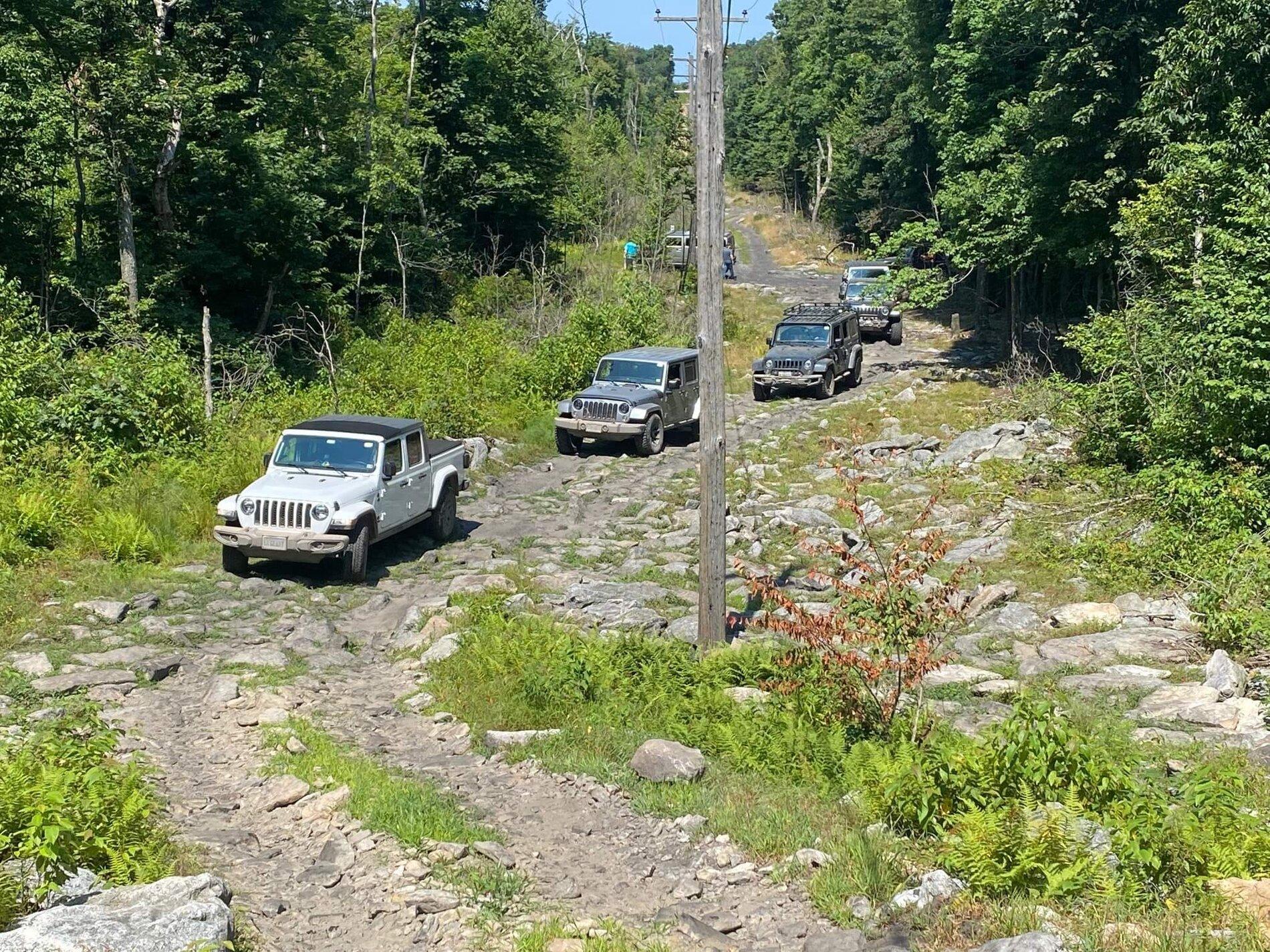 Jeep Gladiator What I need to know; First time out w/ my JTRD v-2