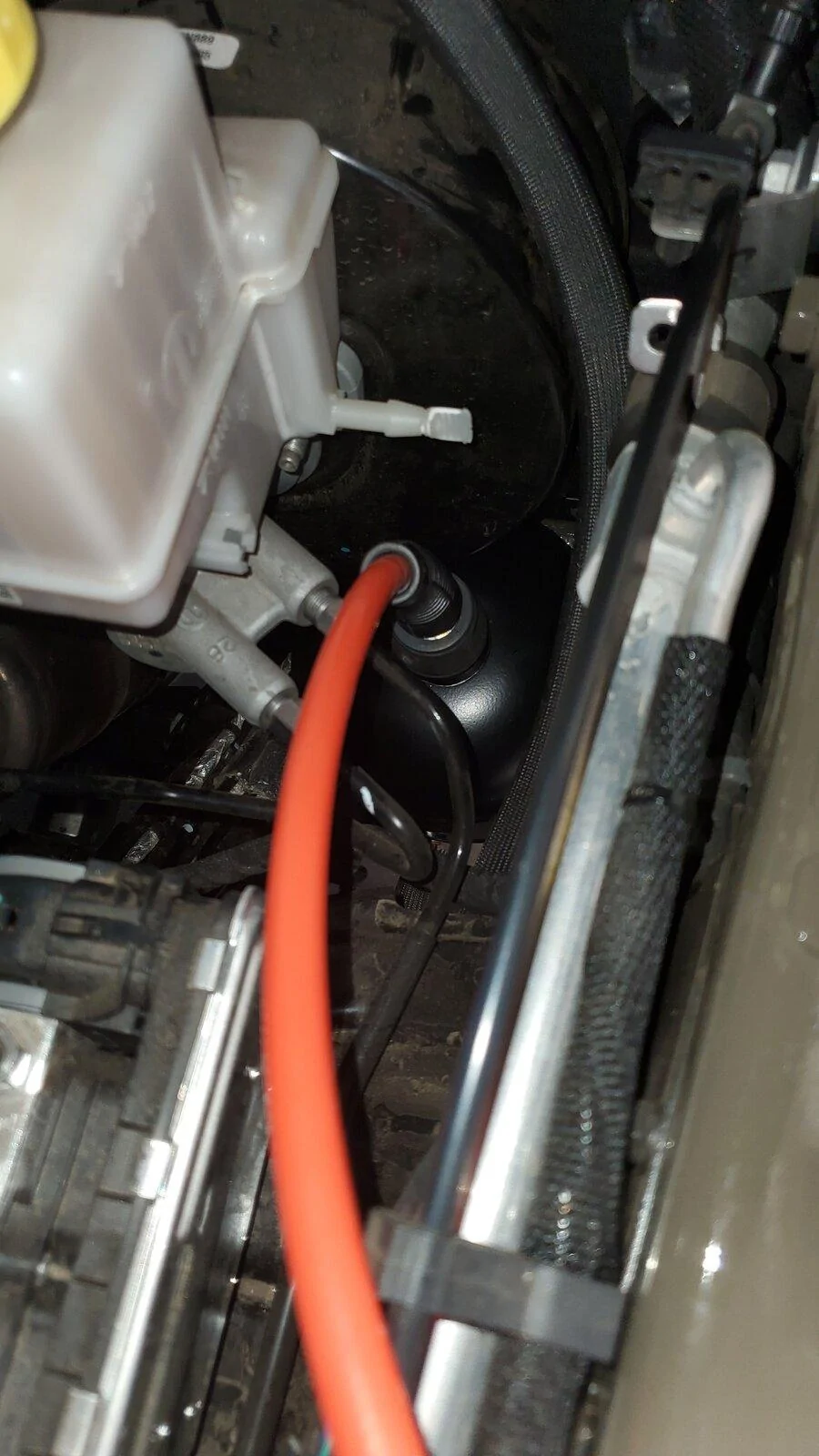 Jeep Gladiator Air tank locations? 20200821_142039