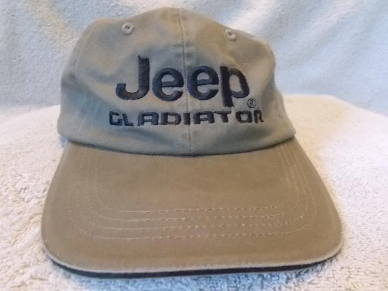 Jeep Gladiator Hats ! DSCN3643