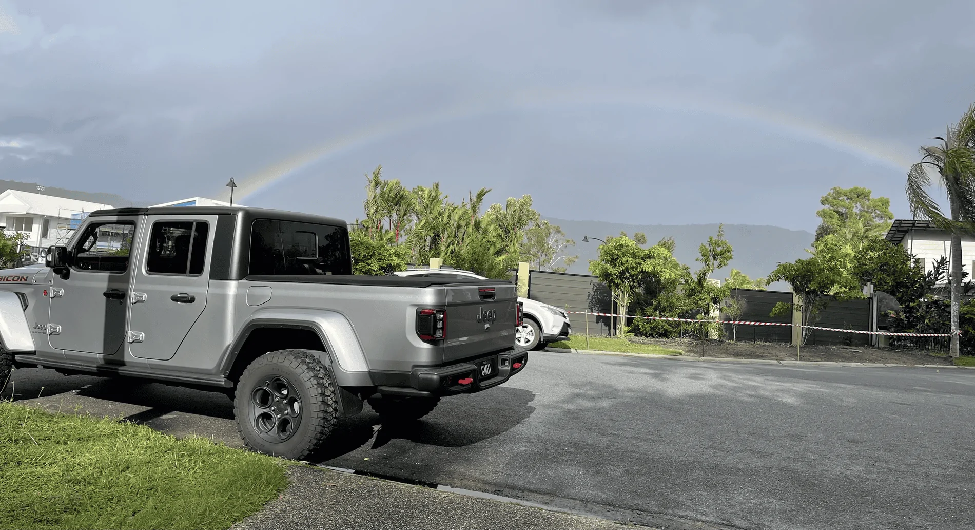 Jeep Gladiator Gladiator Glamour Shots tempImaget6bpo0