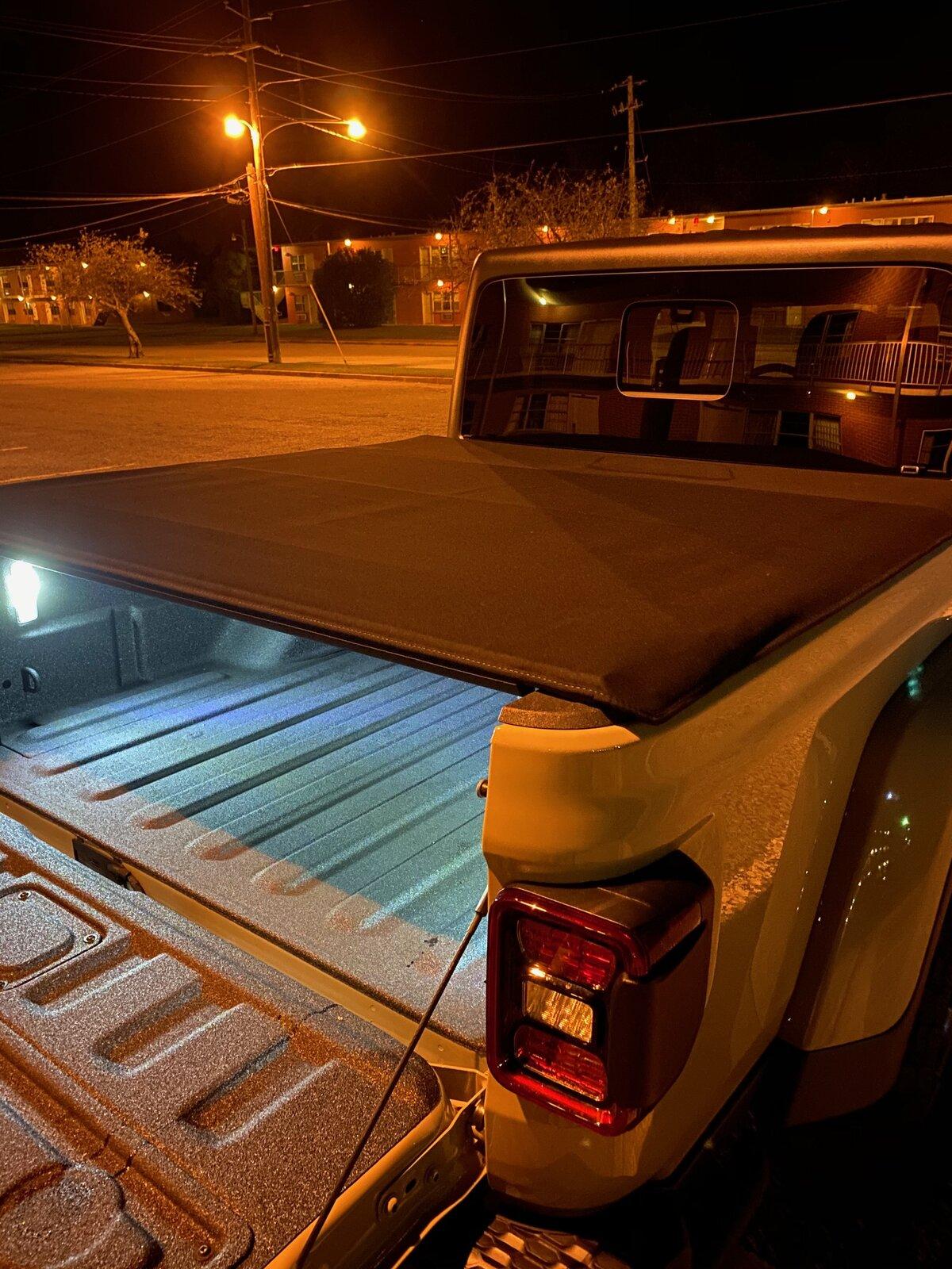 Jeep Gladiator Bed cover Help for my new Gladiator bed cover 2