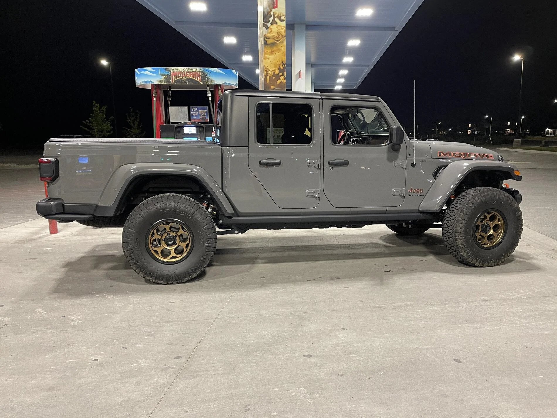 Jeep Gladiator Mojave Lift Options 62D63F04-2F2C-480F-8109-2EA9EF139F14