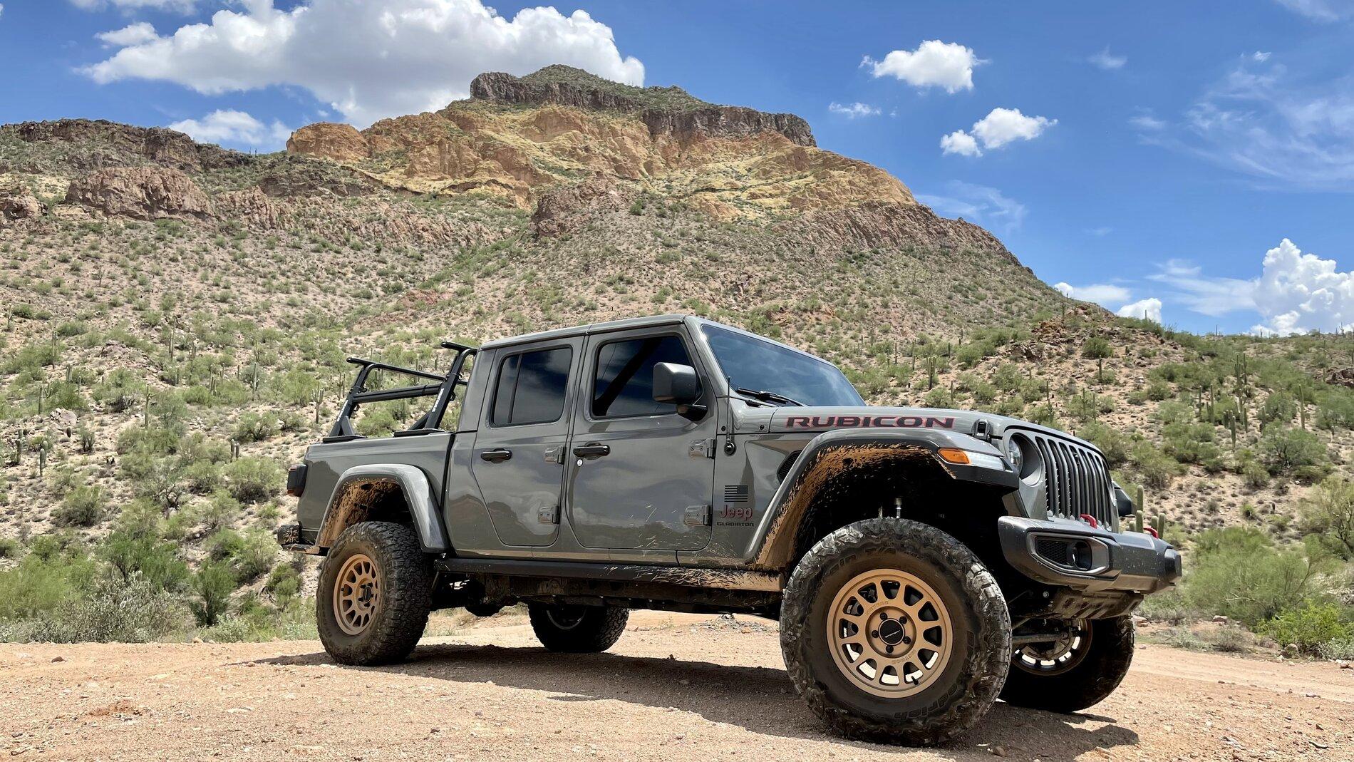 Jeep Gladiator 2.5” lift with 35” tires C8EF97C5-E615-4870-9963-8D573A4681AE