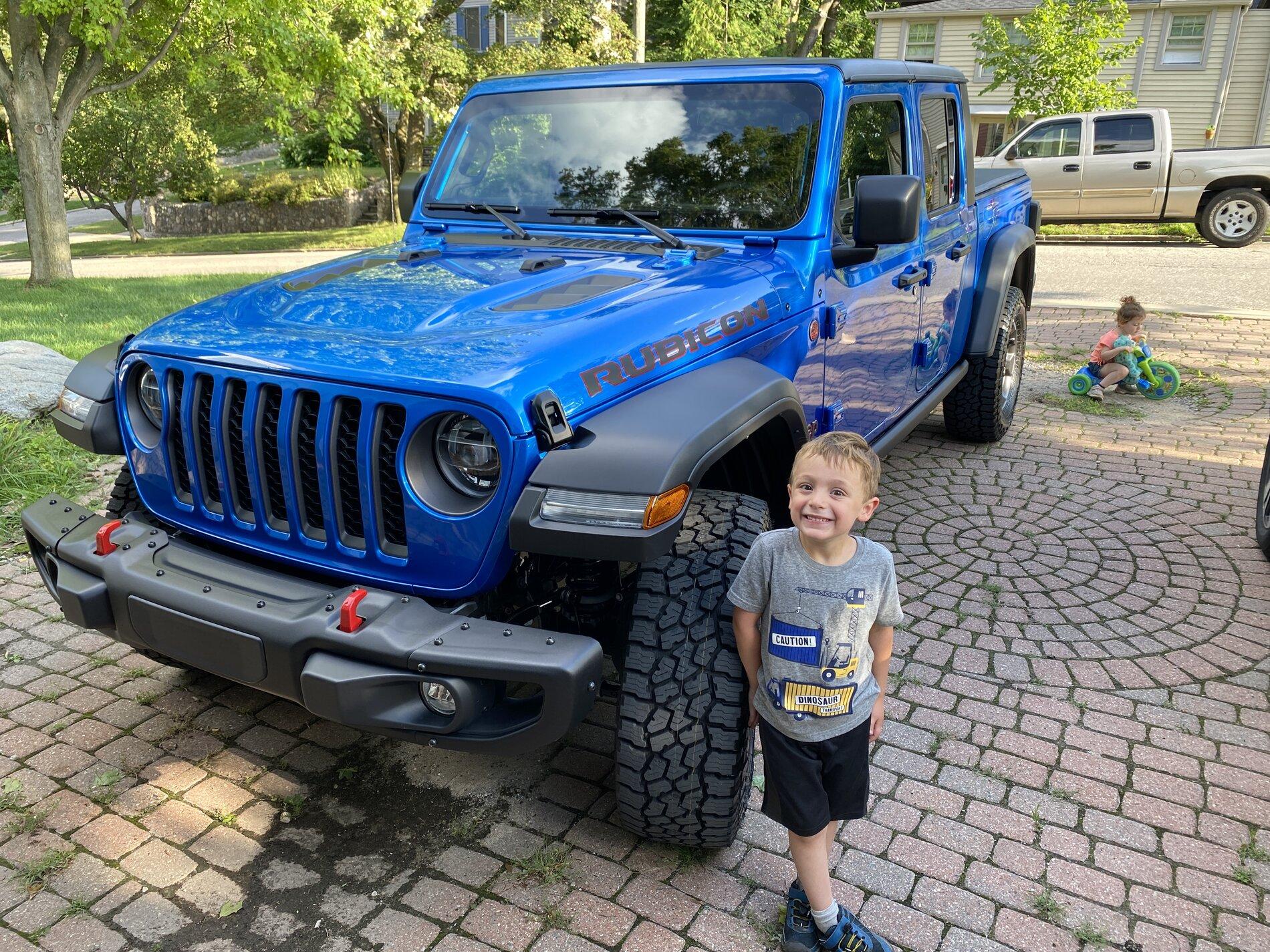 Jeep Gladiator Just Ordered? Check in HERE! FC11DBBF-6029-490F-BF40-DB188A780906
