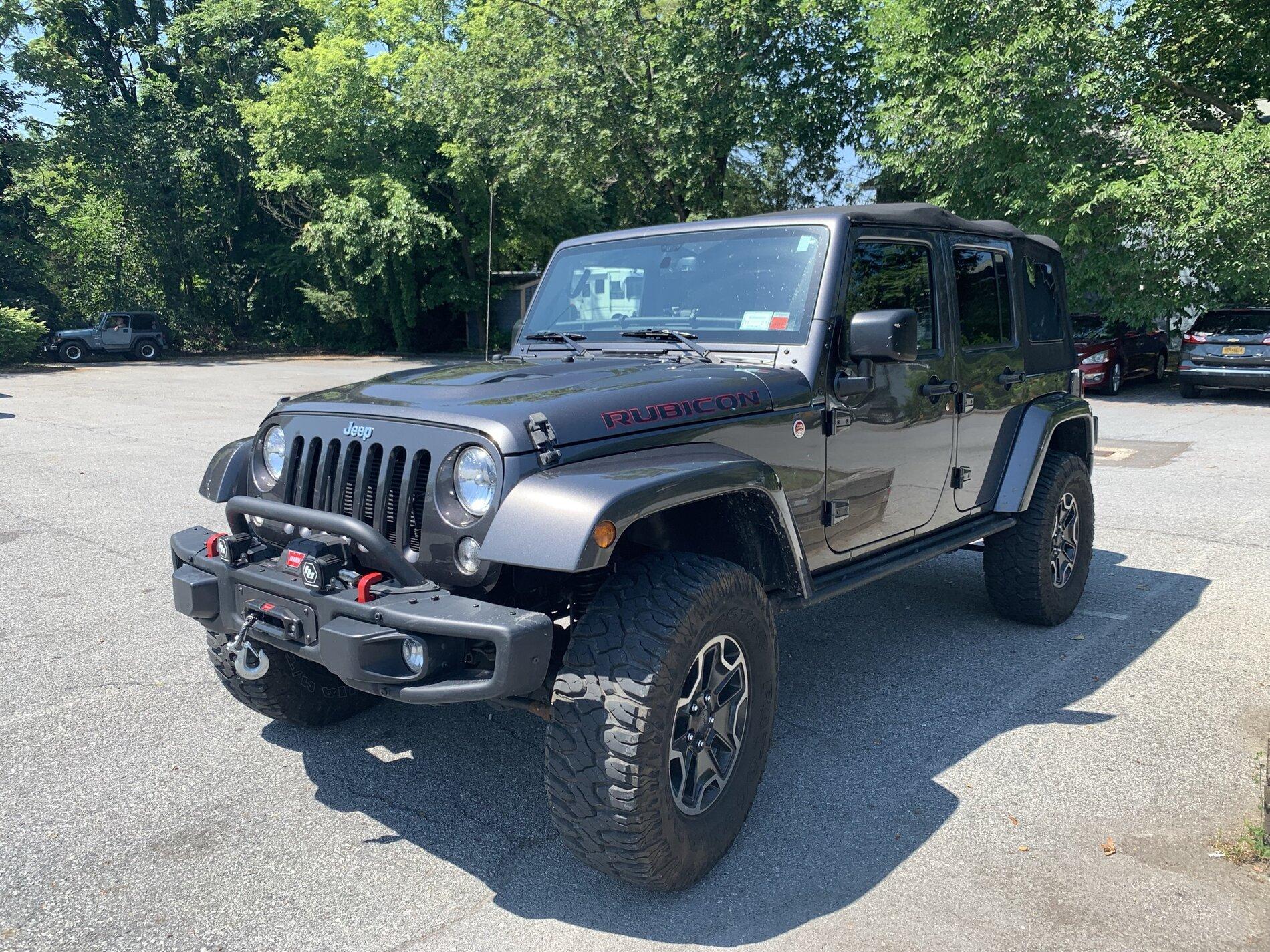 Jeep Gladiator STING GRAY Gladiator JT Club 7A9A6880-8076-43B8-A985-D60453C246EF