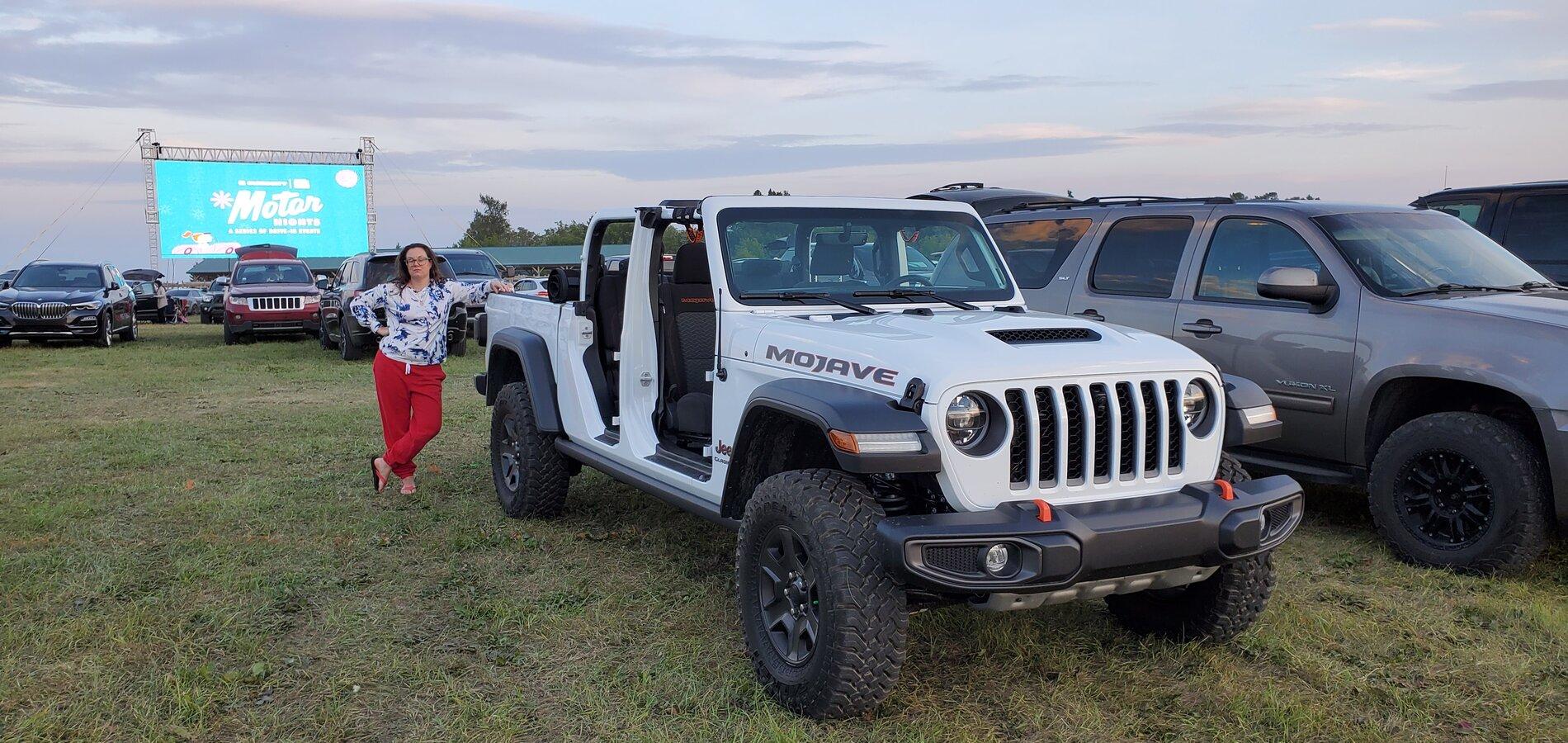 Jeep Gladiator Drive-in movie debacle 20210724_211607