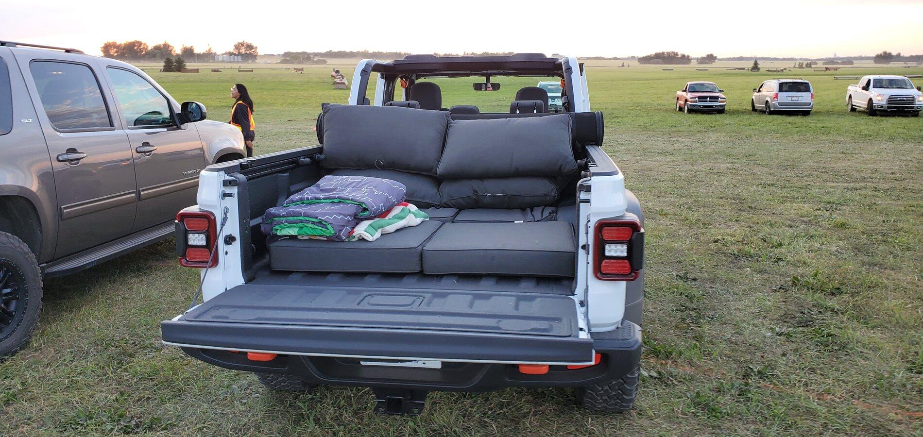 Jeep Gladiator Drive-in movie debacle 20210724_211619